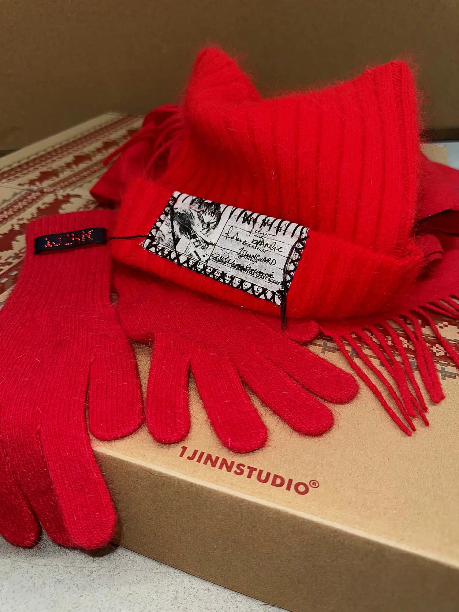 "HORSE LUCKY" CHRISTMAS GIFT BOXES