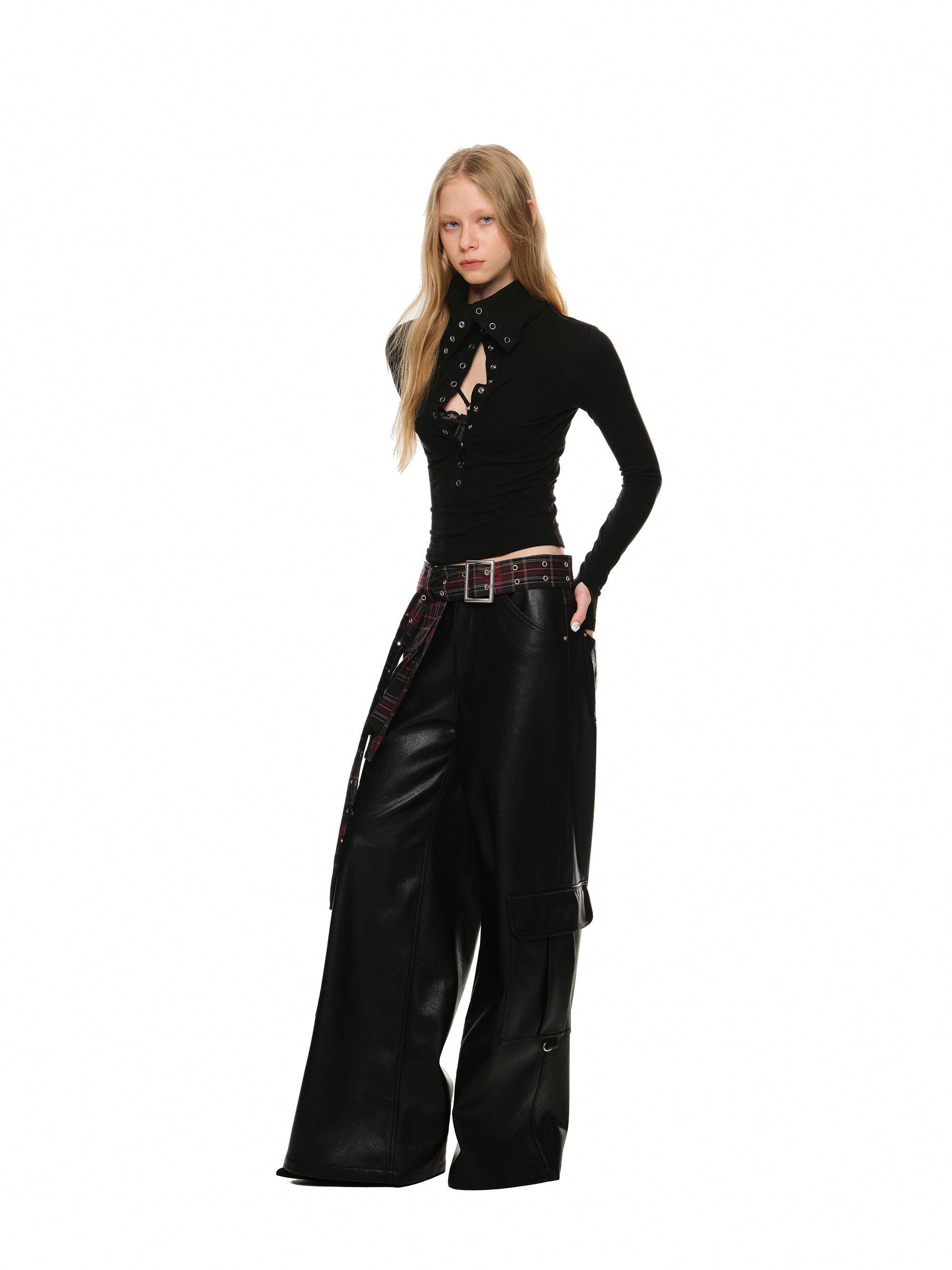 Fold & Frame Turtleneck