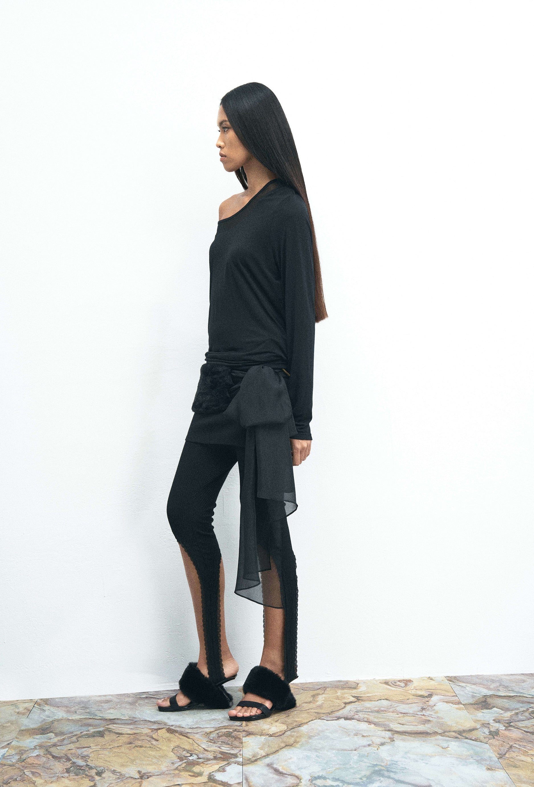 Leggings mit Schlitz und Spitze