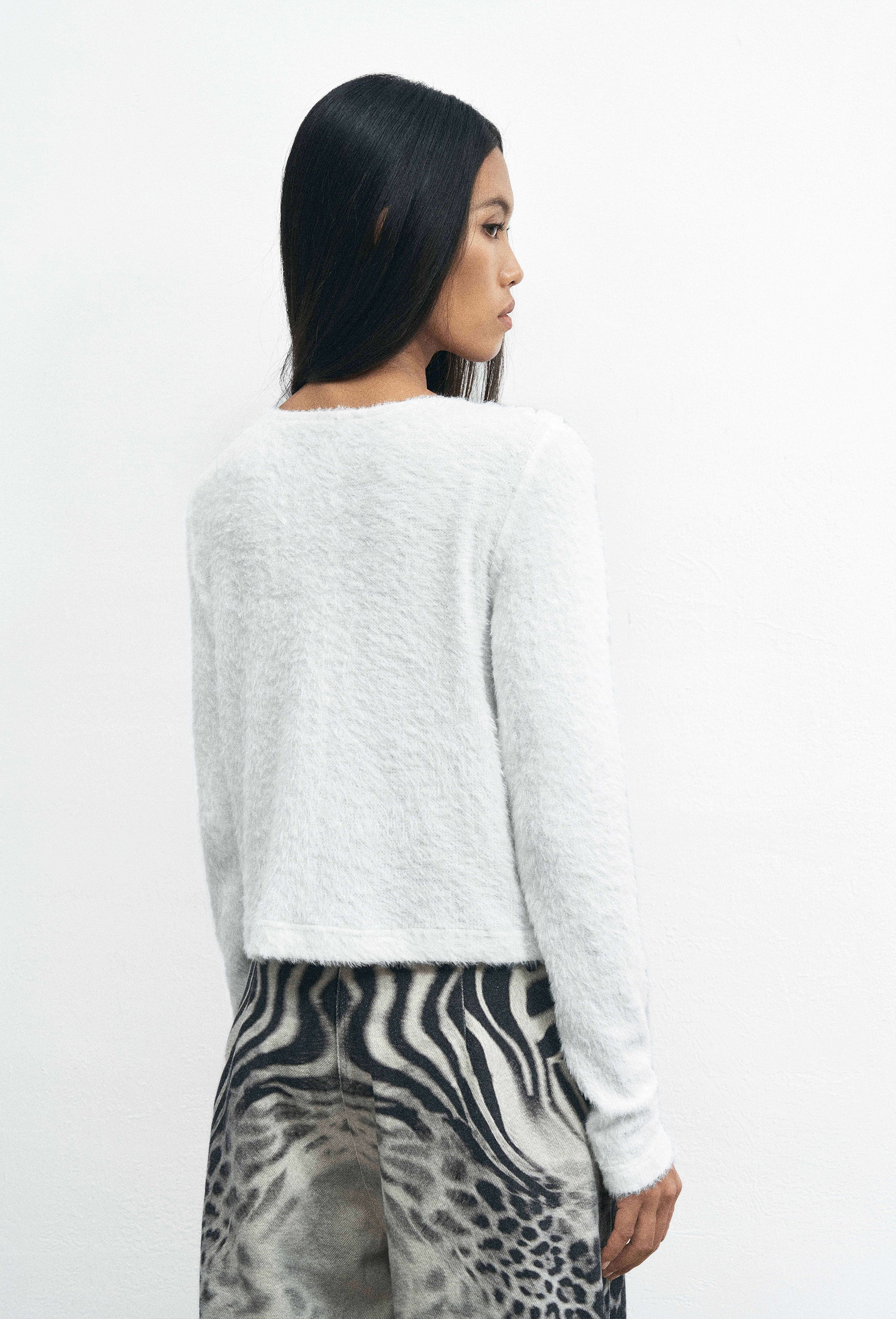 Strickjacke mit Blumenmuster