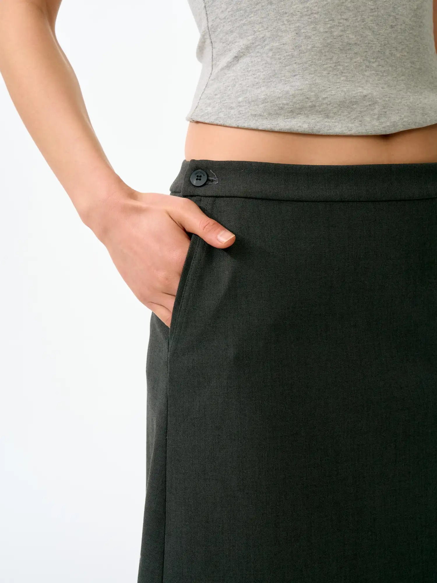 FirstFloor 90s Minimalist Knee-Length Suiting Skirt | Canton Collective