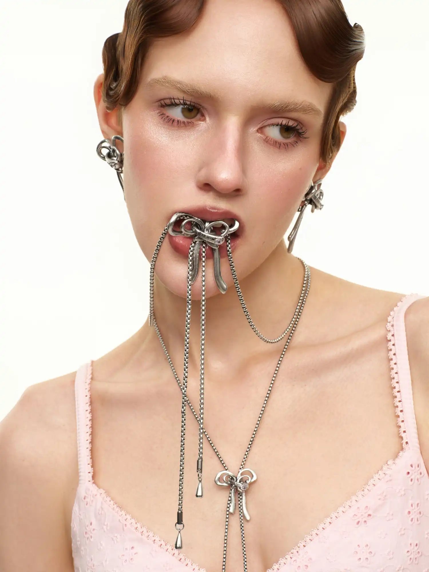 1Jinn M2M Antique Sculptural Bow Lariat Necklace | Canton Collective