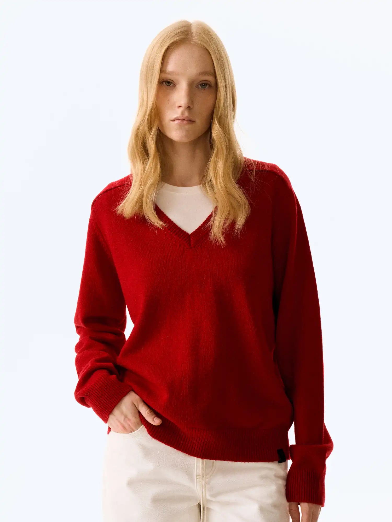FIRST FLOOR Basolan Wool V-Neck Sweater | Canton Collective