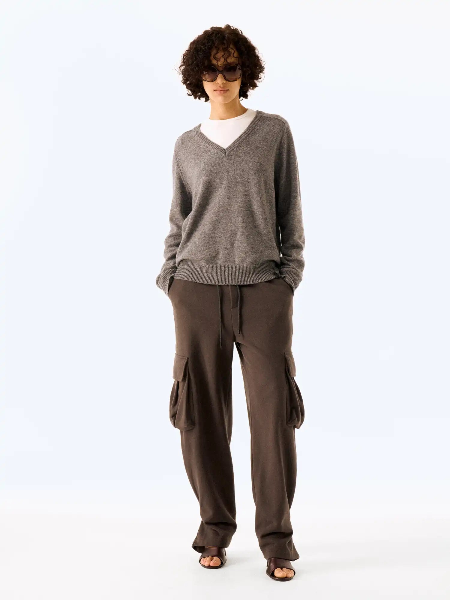 FIRST FLOOR Basolan Wool V-Neck Sweater | Canton Collective