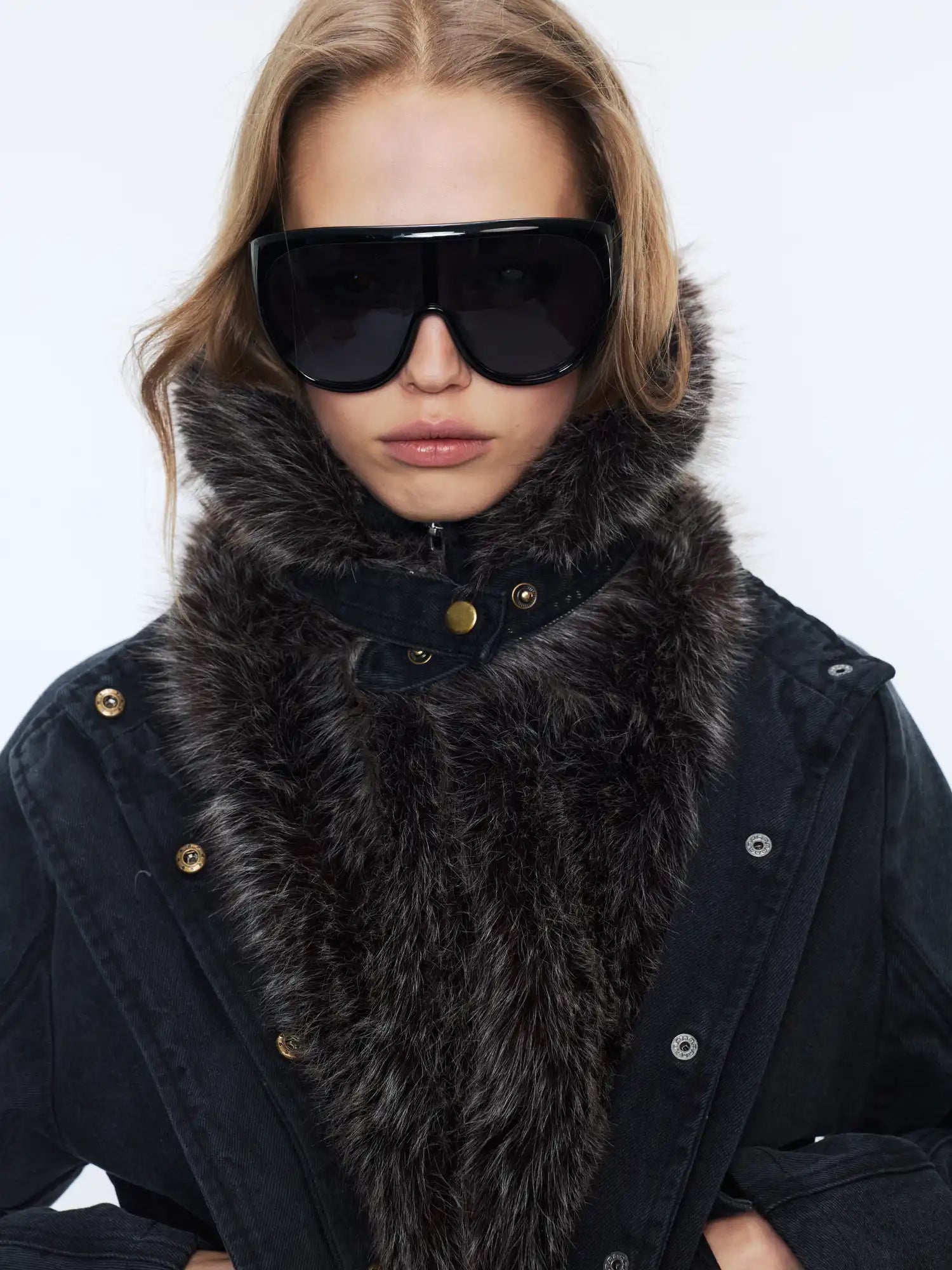 2th Desire Button-Up Fur Collar Jean Bomber Jacket | Canton Collective