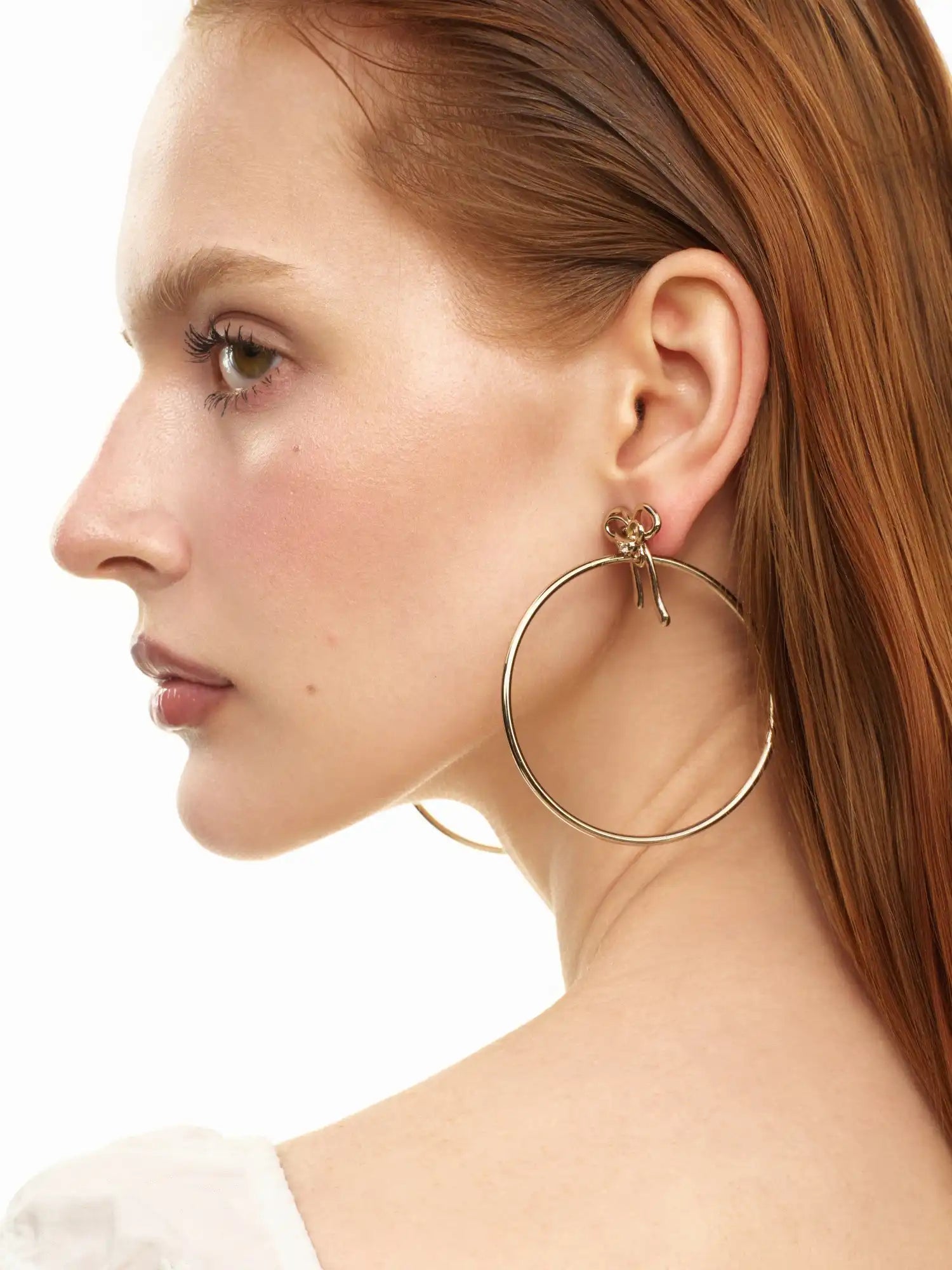 1Jinn M2M Champagne Gold Zircon Bow Hoop Earrings | Canton Collective
