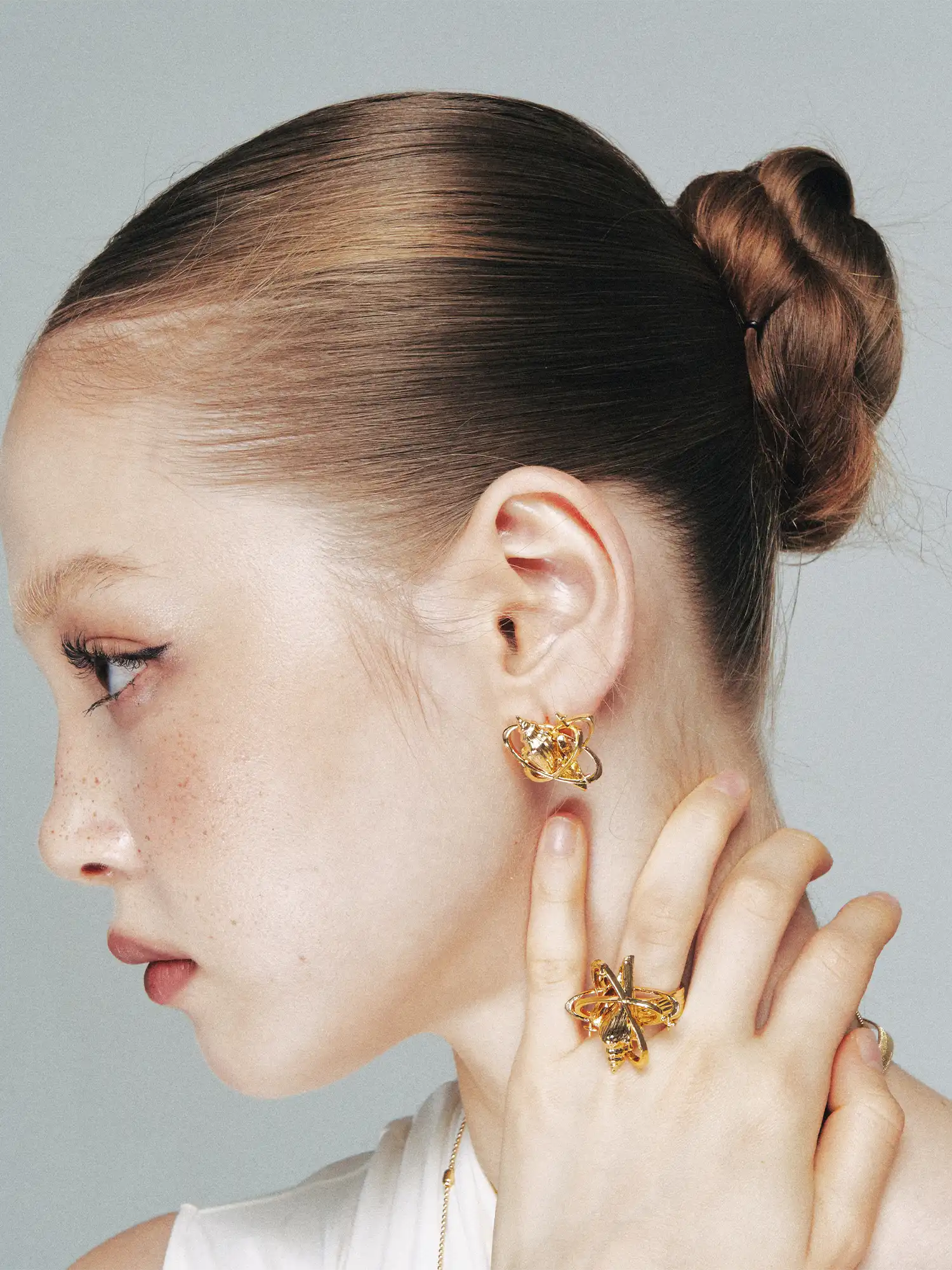 1Jinn M2M Contemporary Shell Star Studs | Canton Collective