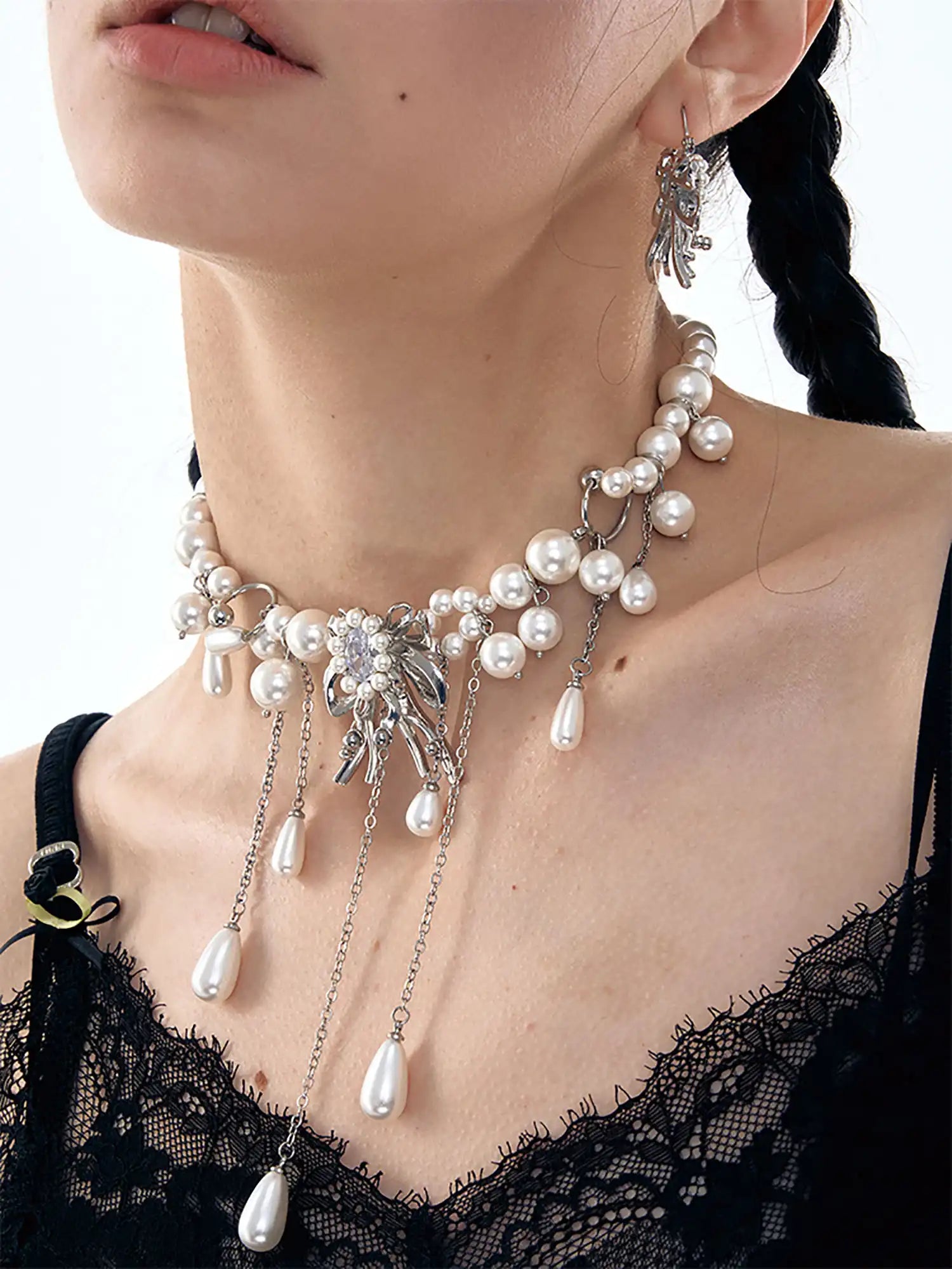 1Jinn M2M Drip Pearl Bow Necklace | Canton Collective