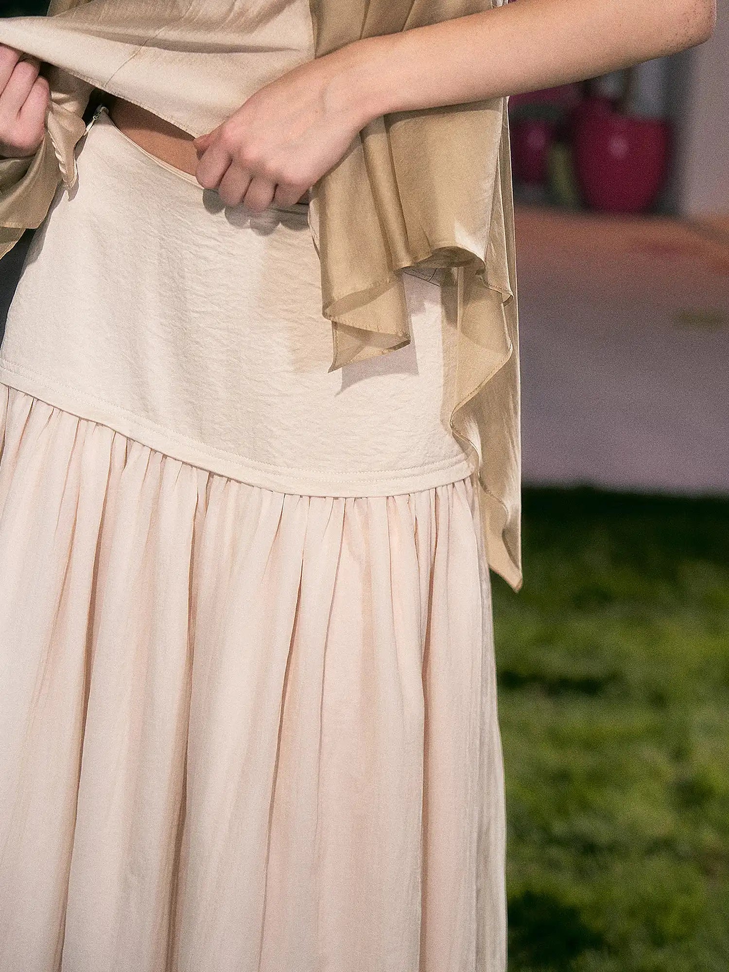 Deleteex Drop Waist Pleated Maxi Skirt | Canton Collective