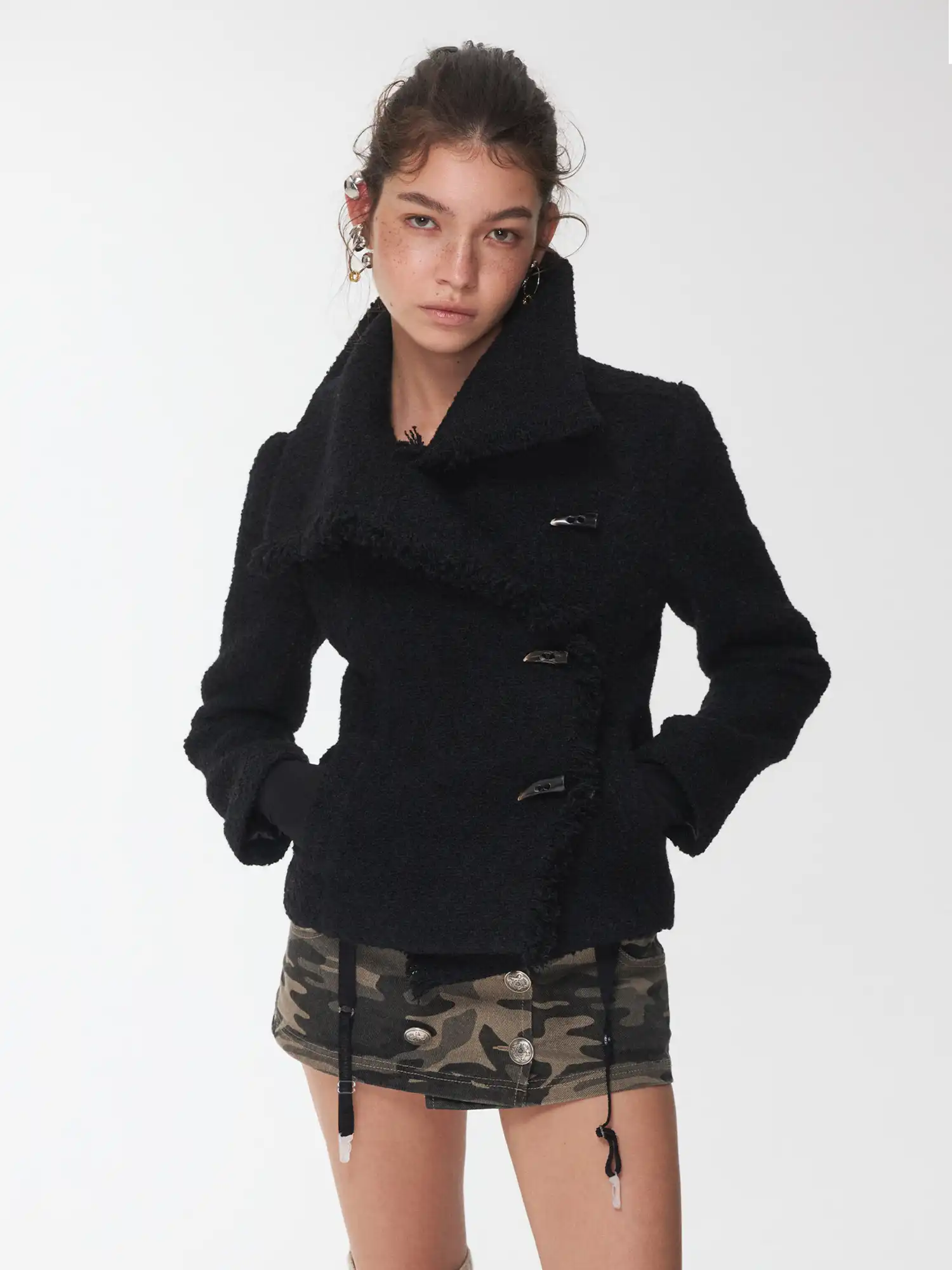 1Jinn Studio Horn Button Wool Coat | Canton Collective