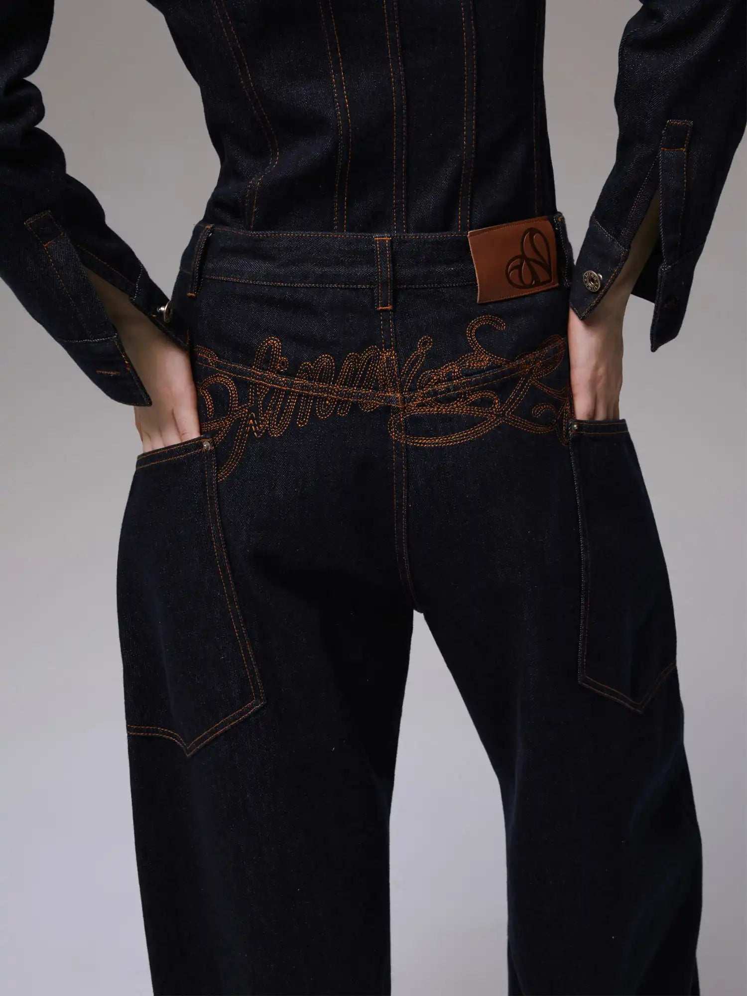 1Jinn Studio Low Rise Curved Hem Pant | Canton Collective