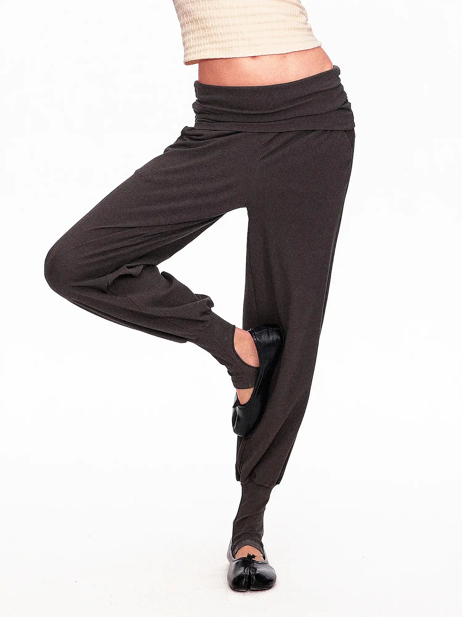 Ayo Low Rise Ruched Foldover Jogger Pants | Canton Collective