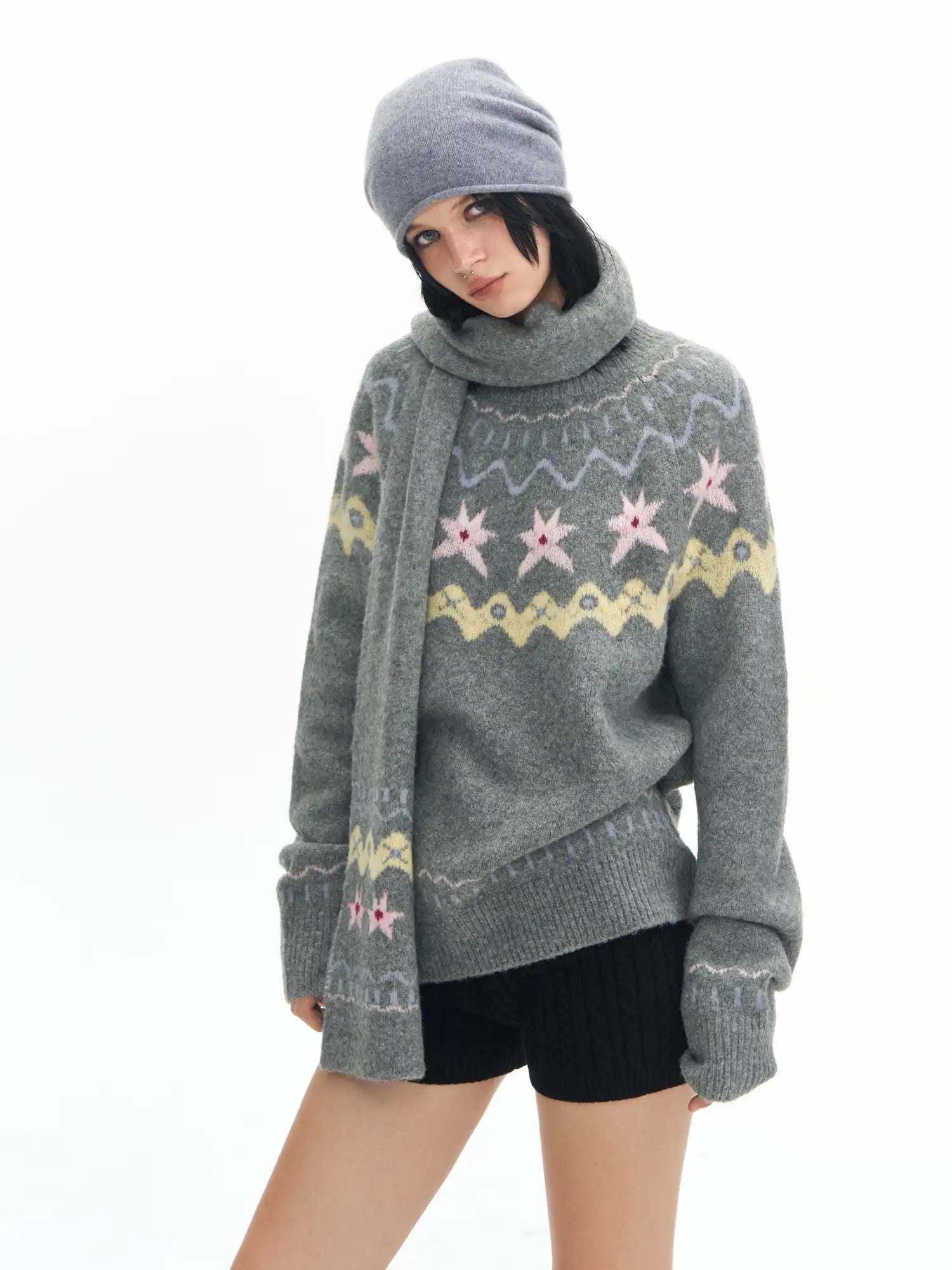 Deleteex Medieval Style Star Scarf | Canton Collective