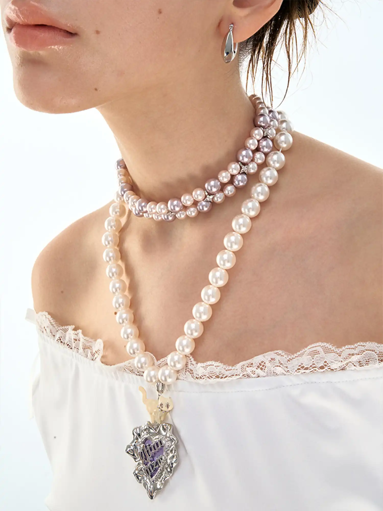 1Jinn M2M Muse’s Pearl Frame Choker | Canton Collective