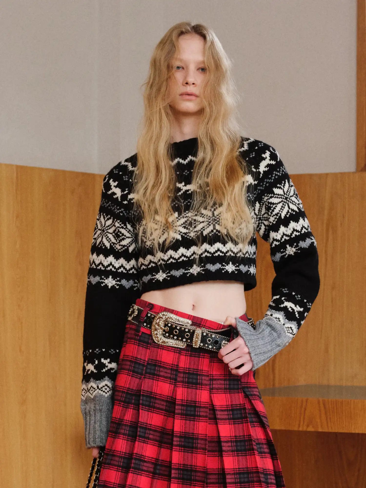 1Jinn Studio Off-Shoulder Christmas Fair Isle Sweater | Canton Collective