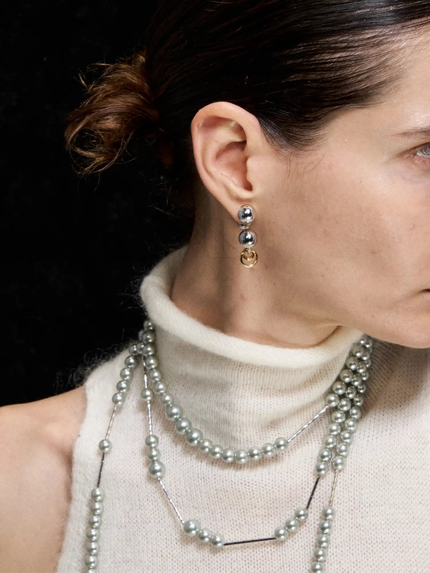 1Jinn M2M Pearl Asymmetrical Necklace | Canton Collective