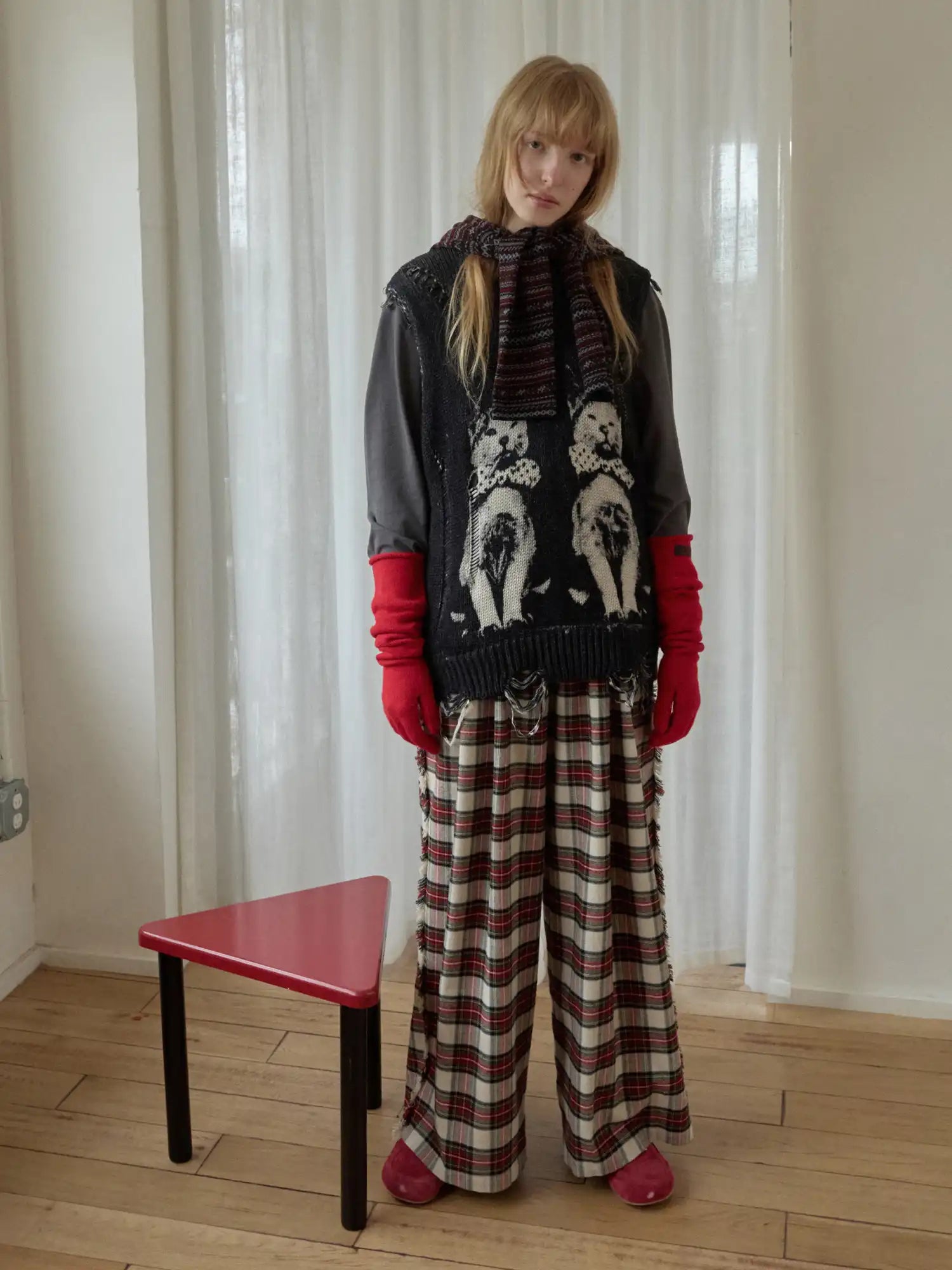 1Jinn Studio Playful Cat Jacquard Knit Vest | Canton Collective