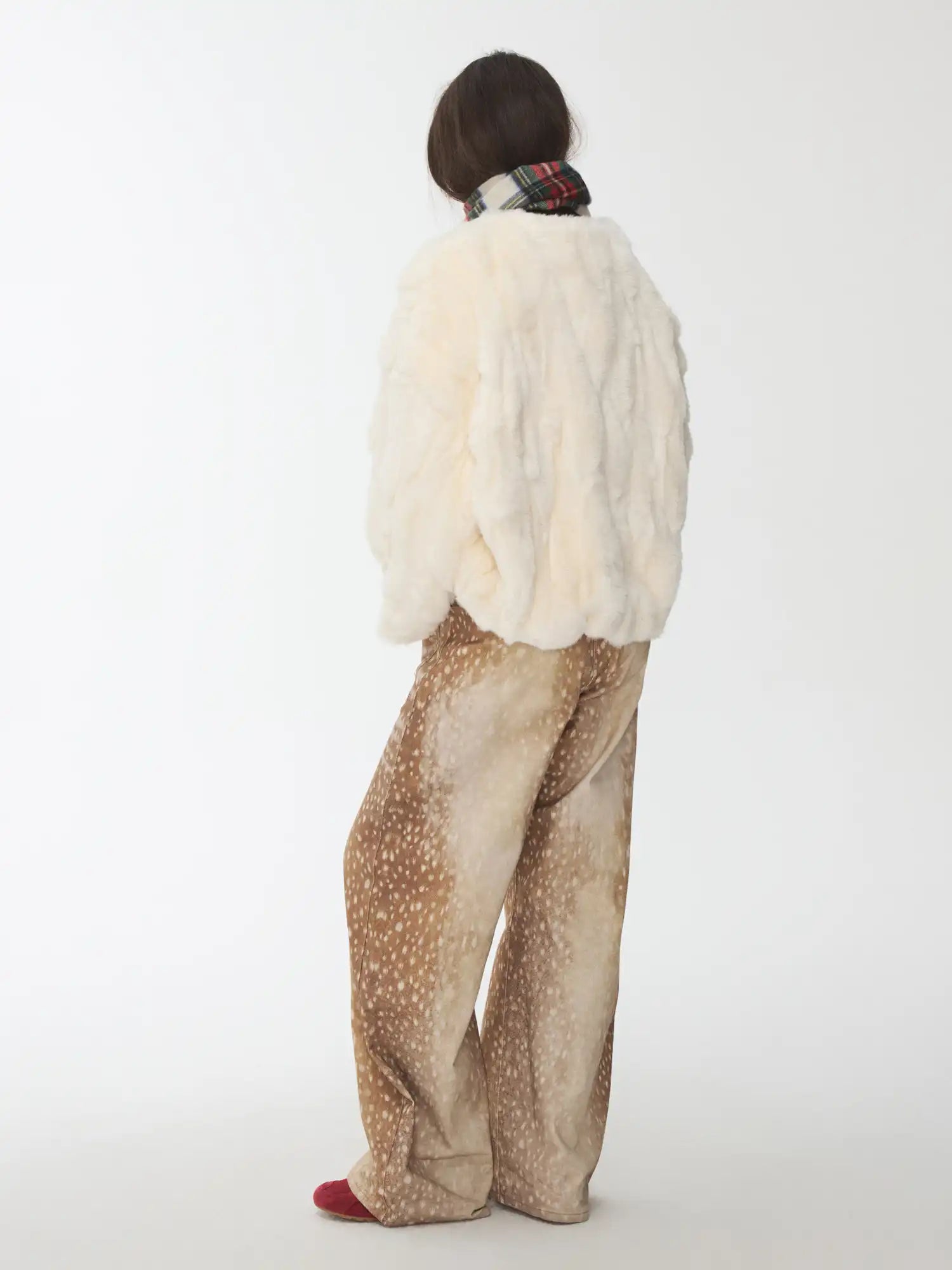 1Jinn Studio Rabbit Round Neck Duffle Coat | Canton Collective