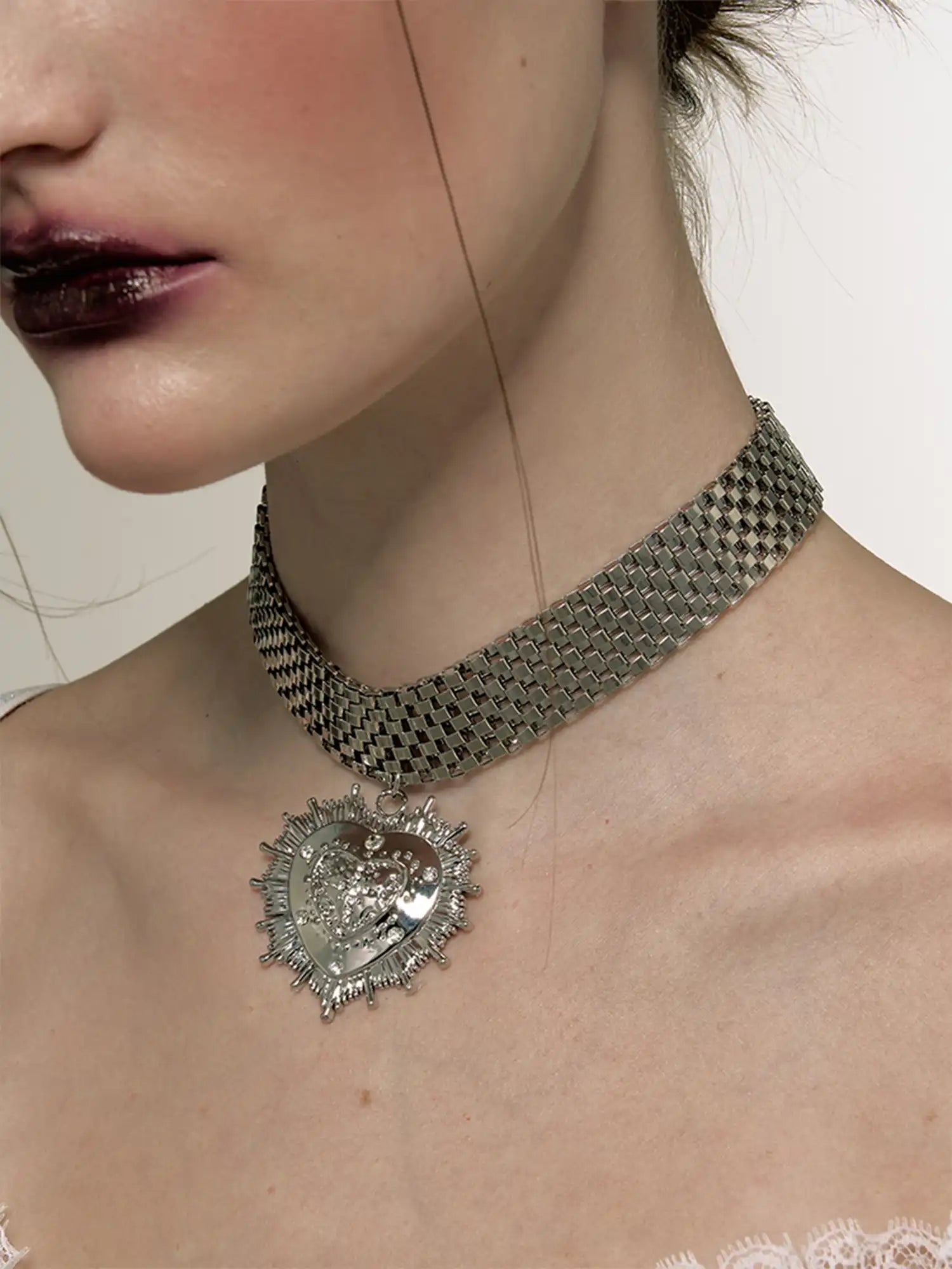 1Jinn M2M Radiant Metal Heart Choker | Canton Collective