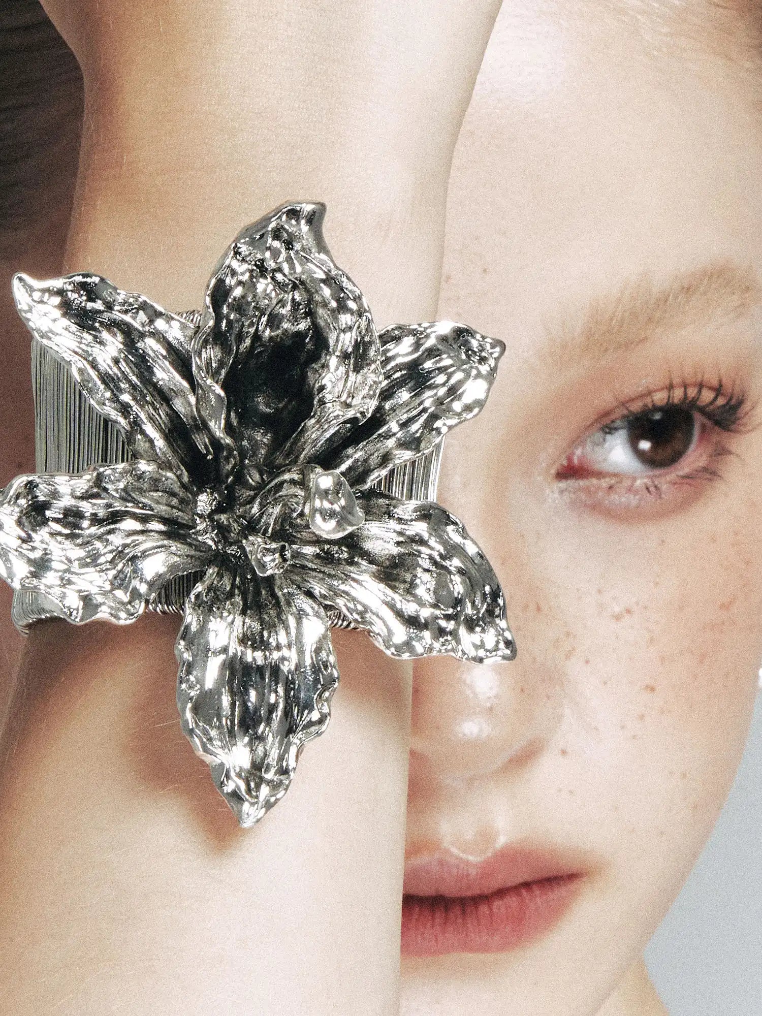 1Jinn M2M Sculptural Flower Cuff | Canton Collective