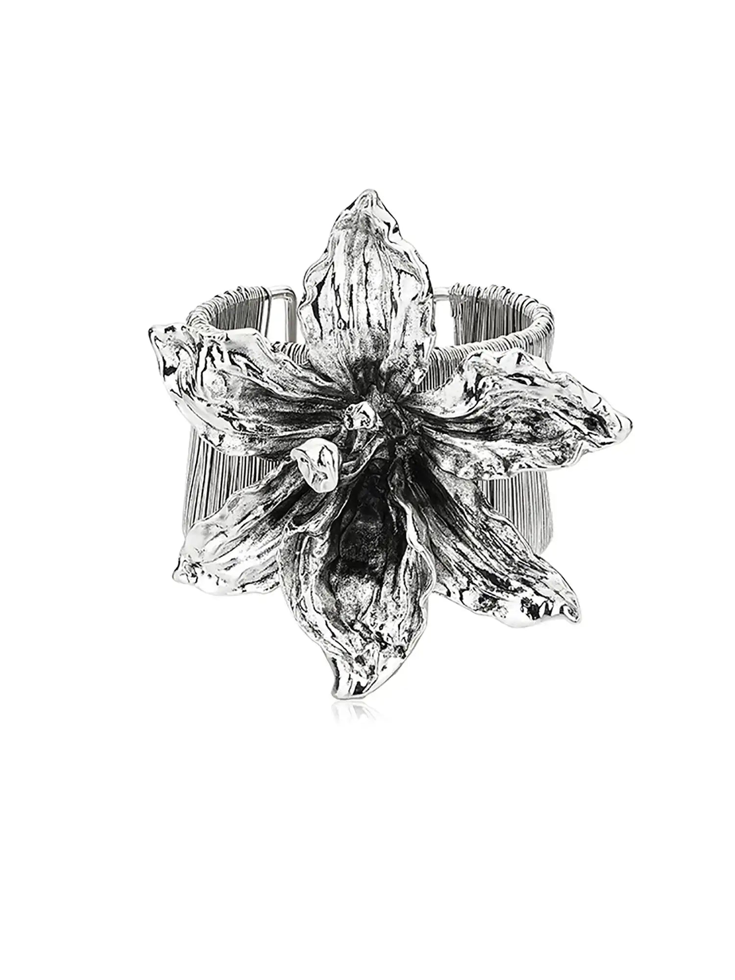 1Jinn M2M Sculptural Flower Cuff | Canton Collective