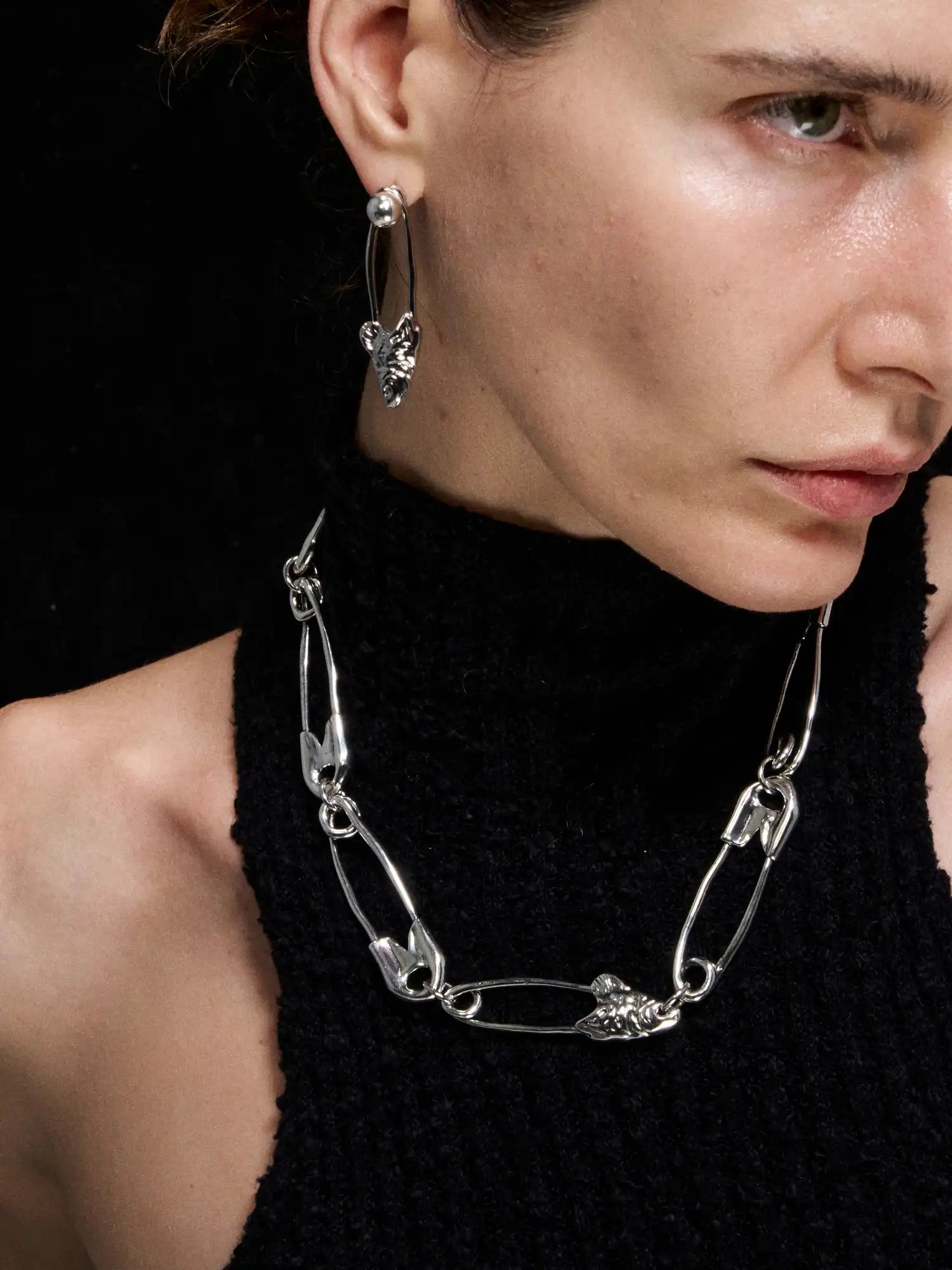1Jinn M2M Silver Fishbone Safety-Pin Choker | Canton Collective