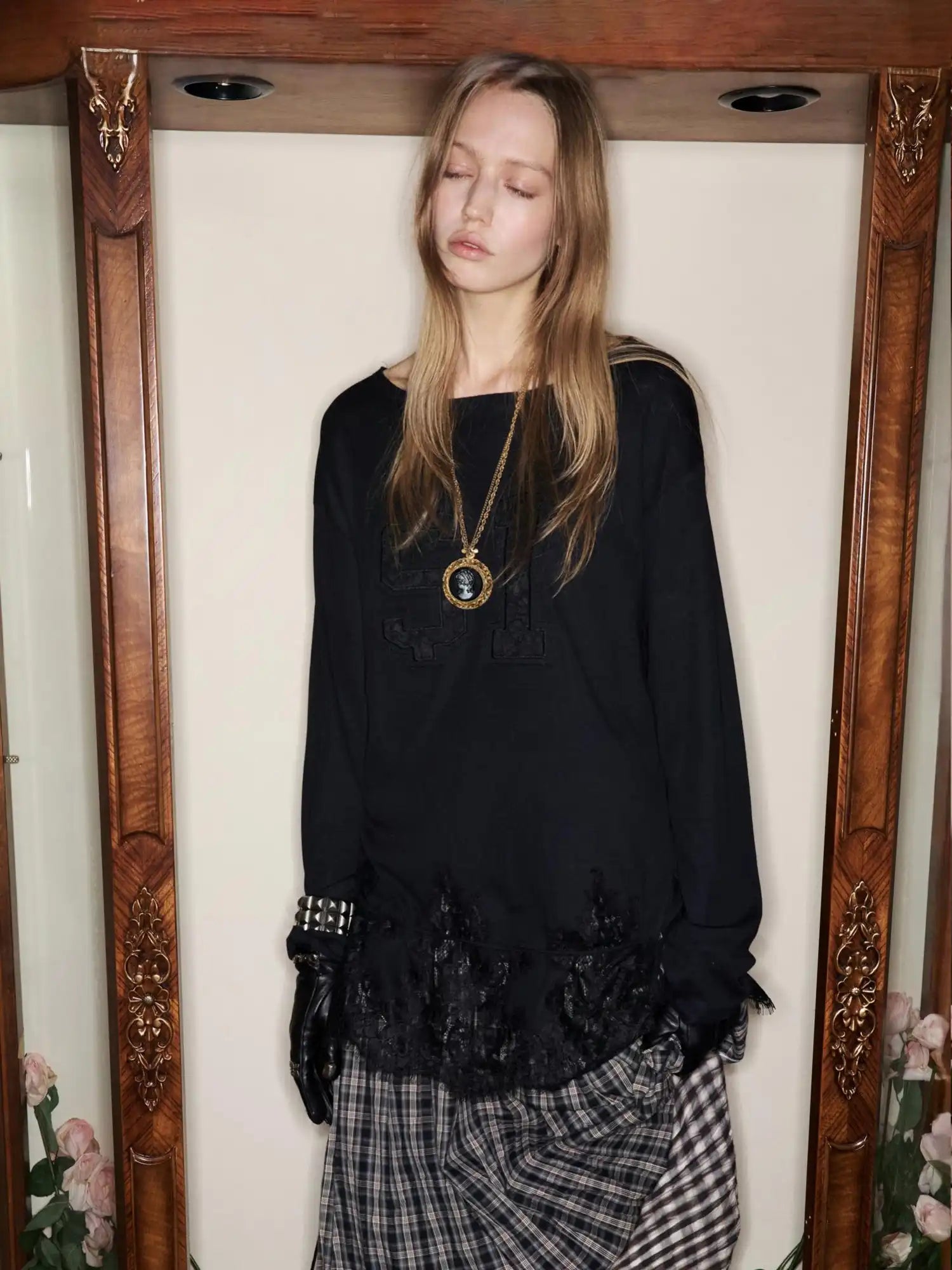 1Jinn Studio Sporty Casual Lace Trim Hem Boxy Tee | Canton Collective