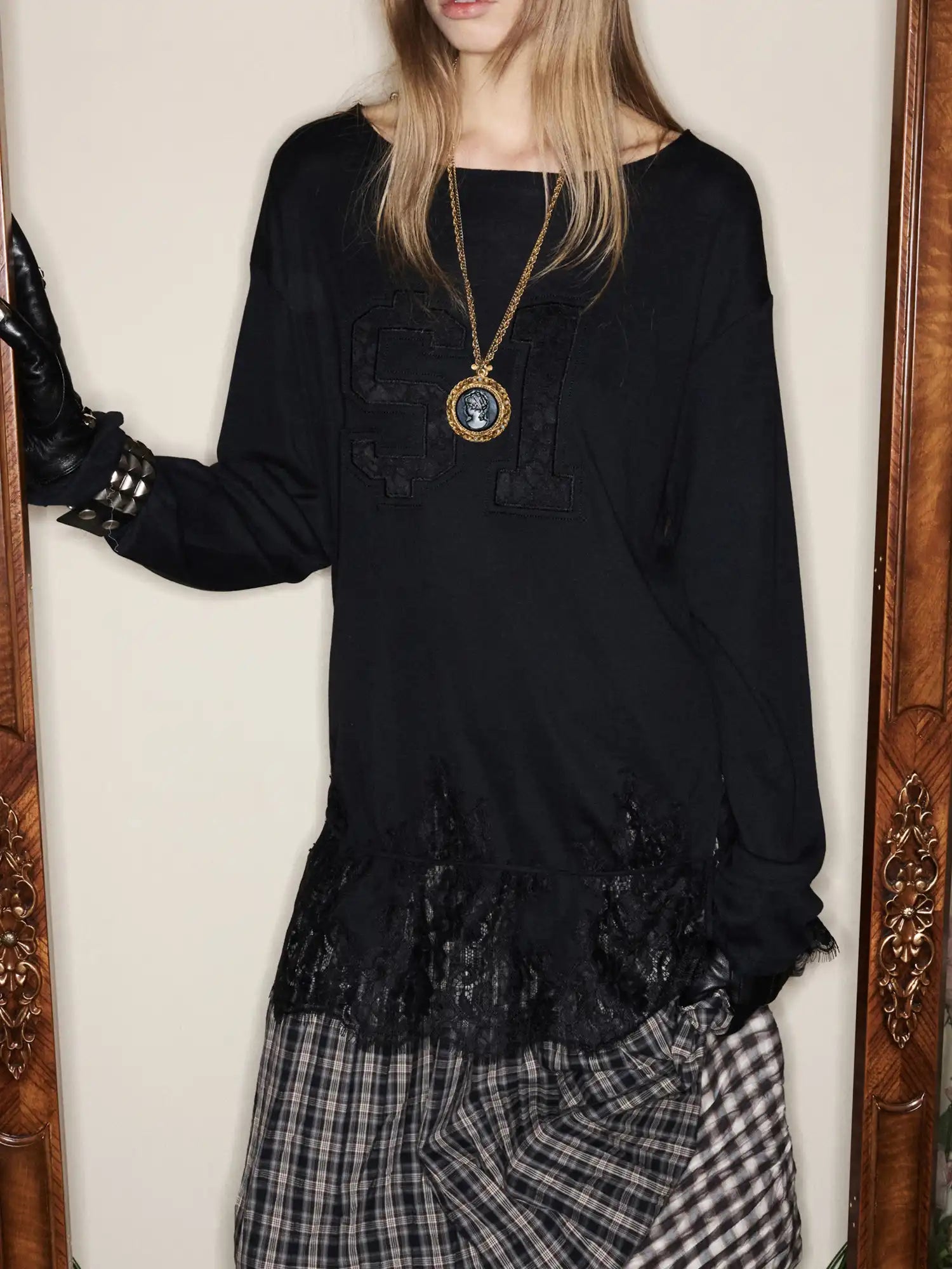 1Jinn Studio Sporty Casual Lace Trim Hem Boxy Tee | Canton Collective