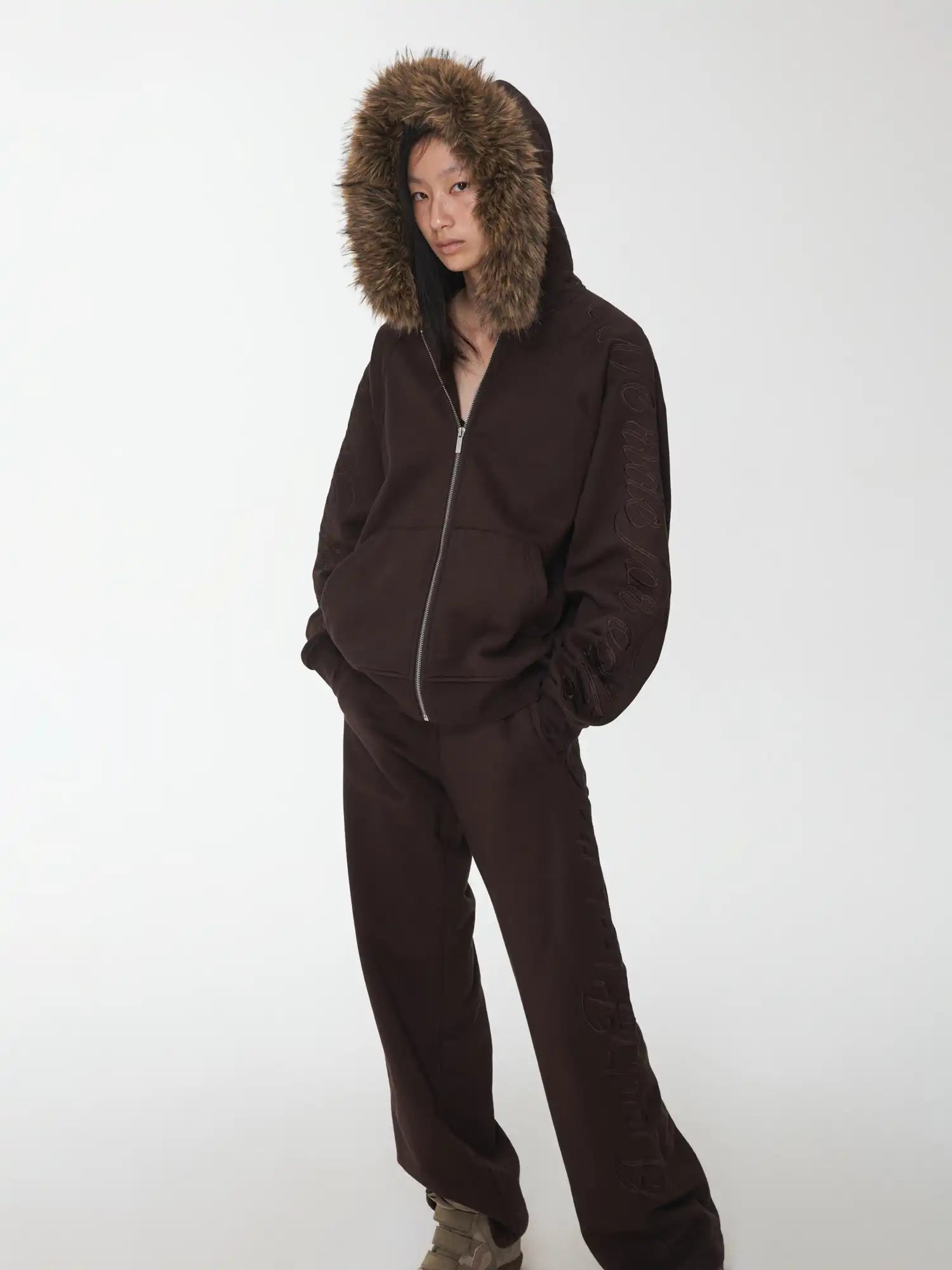 1Jinn Studio Street-Style Embroidered Sweatpants | Canton Collective