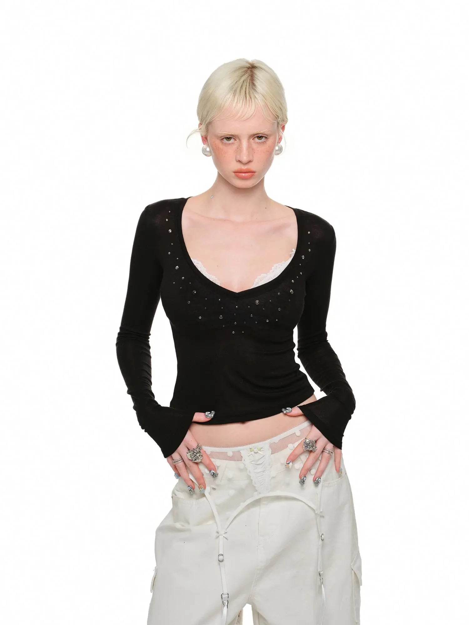 1Jinn Studio Studded Deep V Tee | Canton Collective