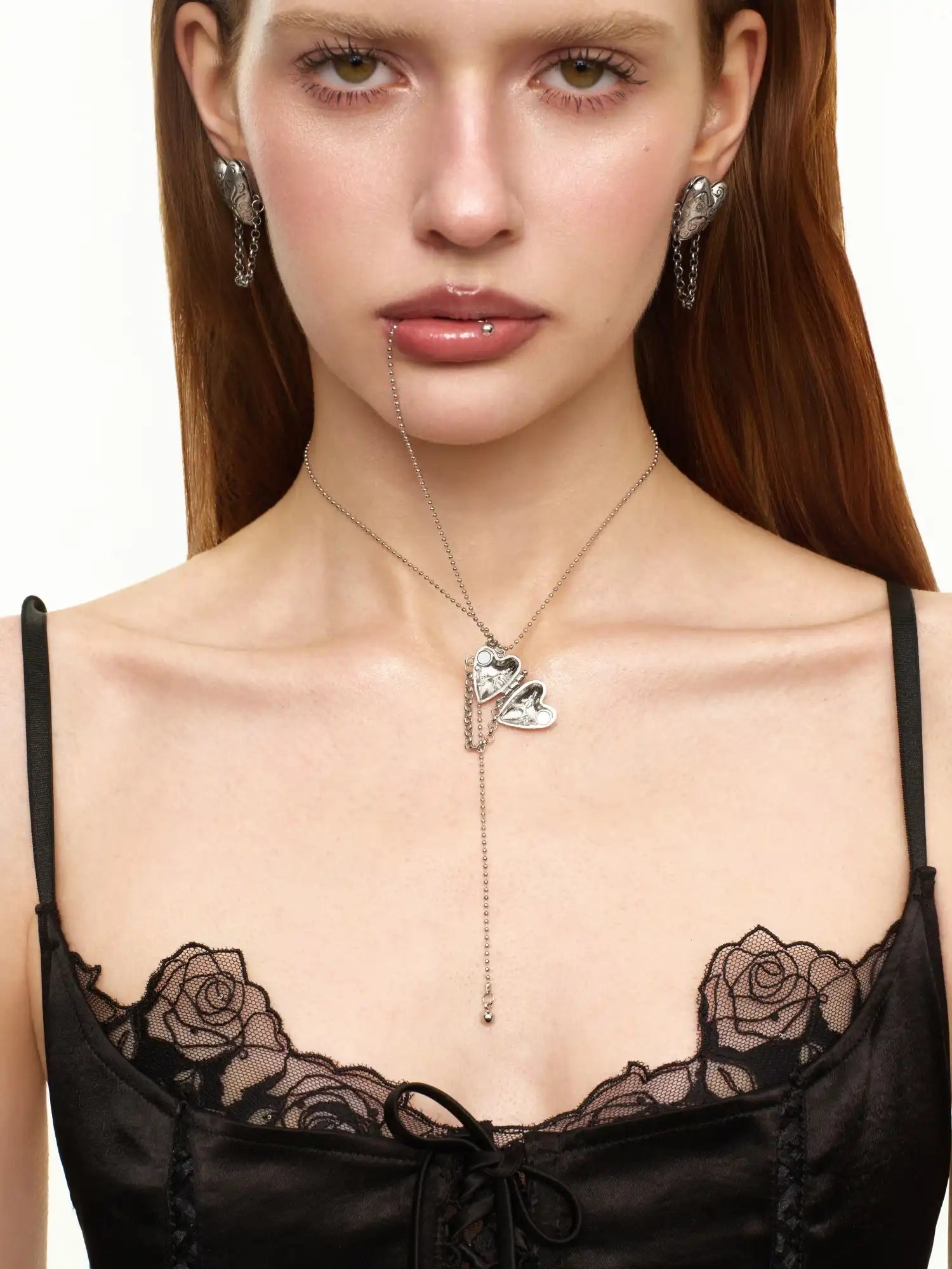 1Jinn M2M Victorian Scrollwork Heart Locket Lariat Necklace | Canton Collective