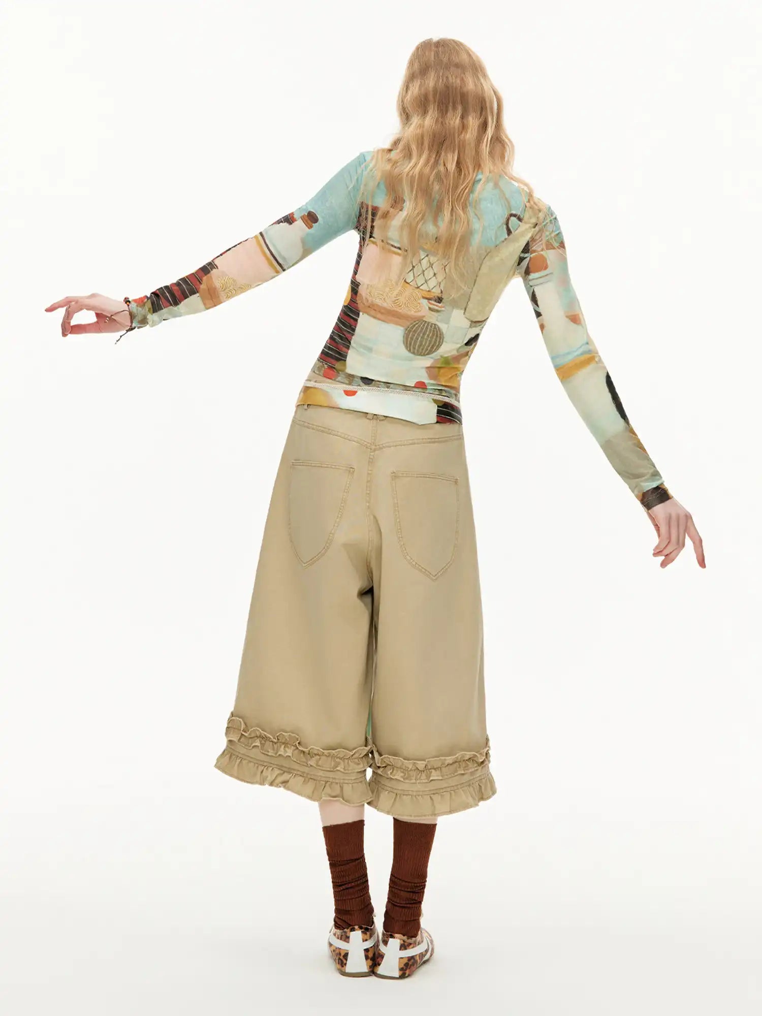 Outtheblue Whimsical Cat Long-Sleeve Fitted Crop Top | Canton Collective