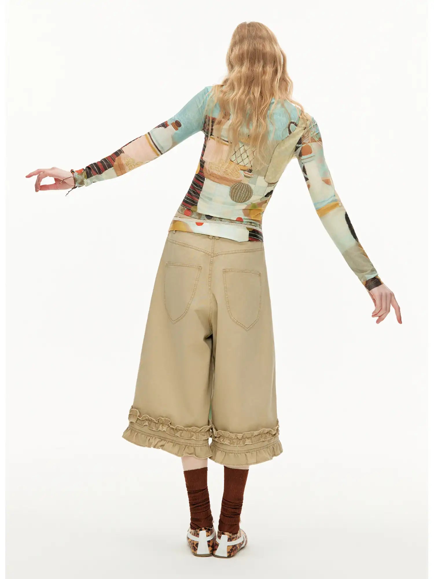 Outtheblue Whimsical Cat Long-Sleeve Fitted Crop Top | Canton Collective
