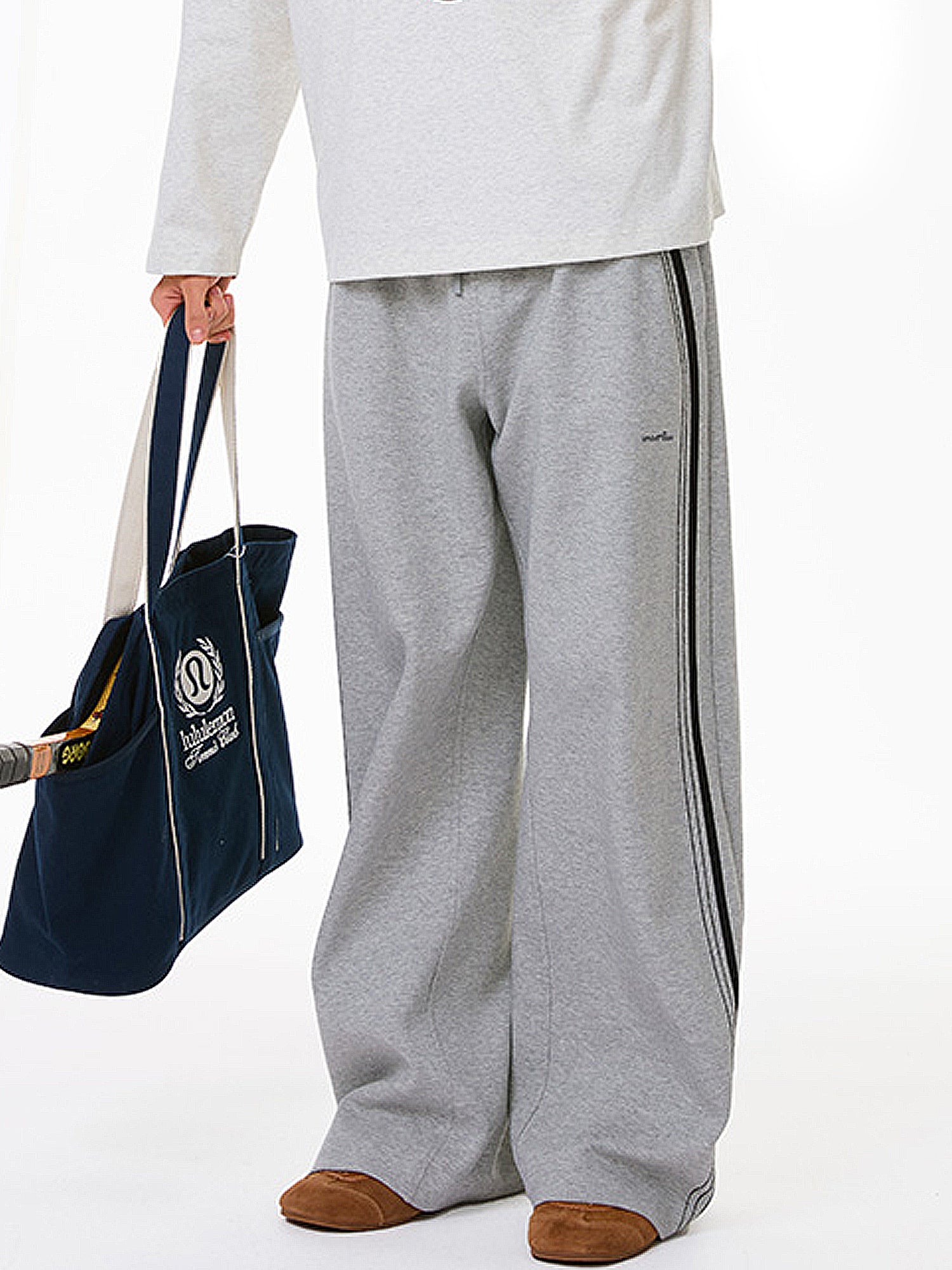 UMAMIISM Women's Off-Duty Wide-Leg Sweatpants | Canton Collective