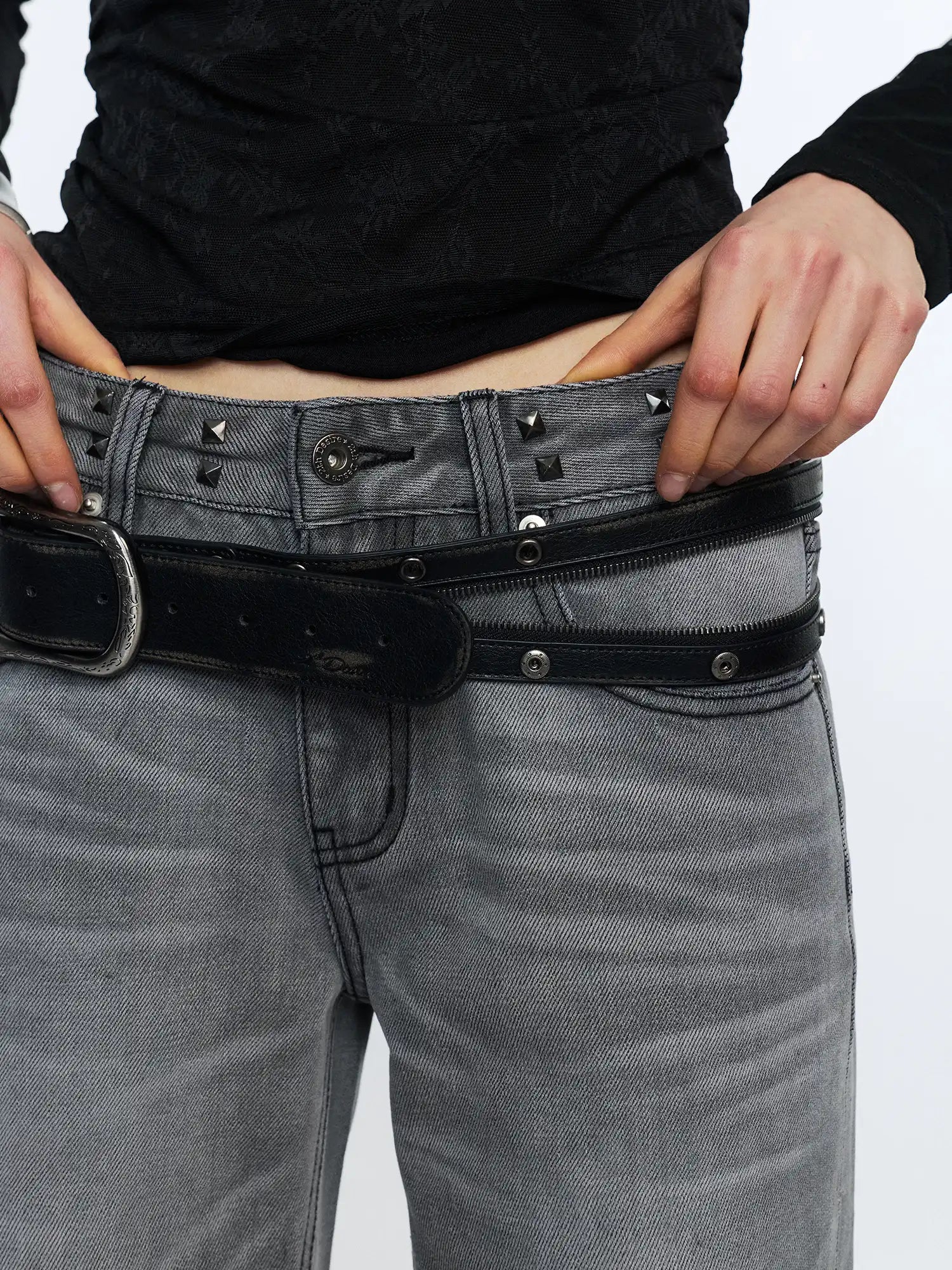 2th Desire Y2K Western Leather Zip Belt With Detachable Saddle Waist Pouch | Canton Collective