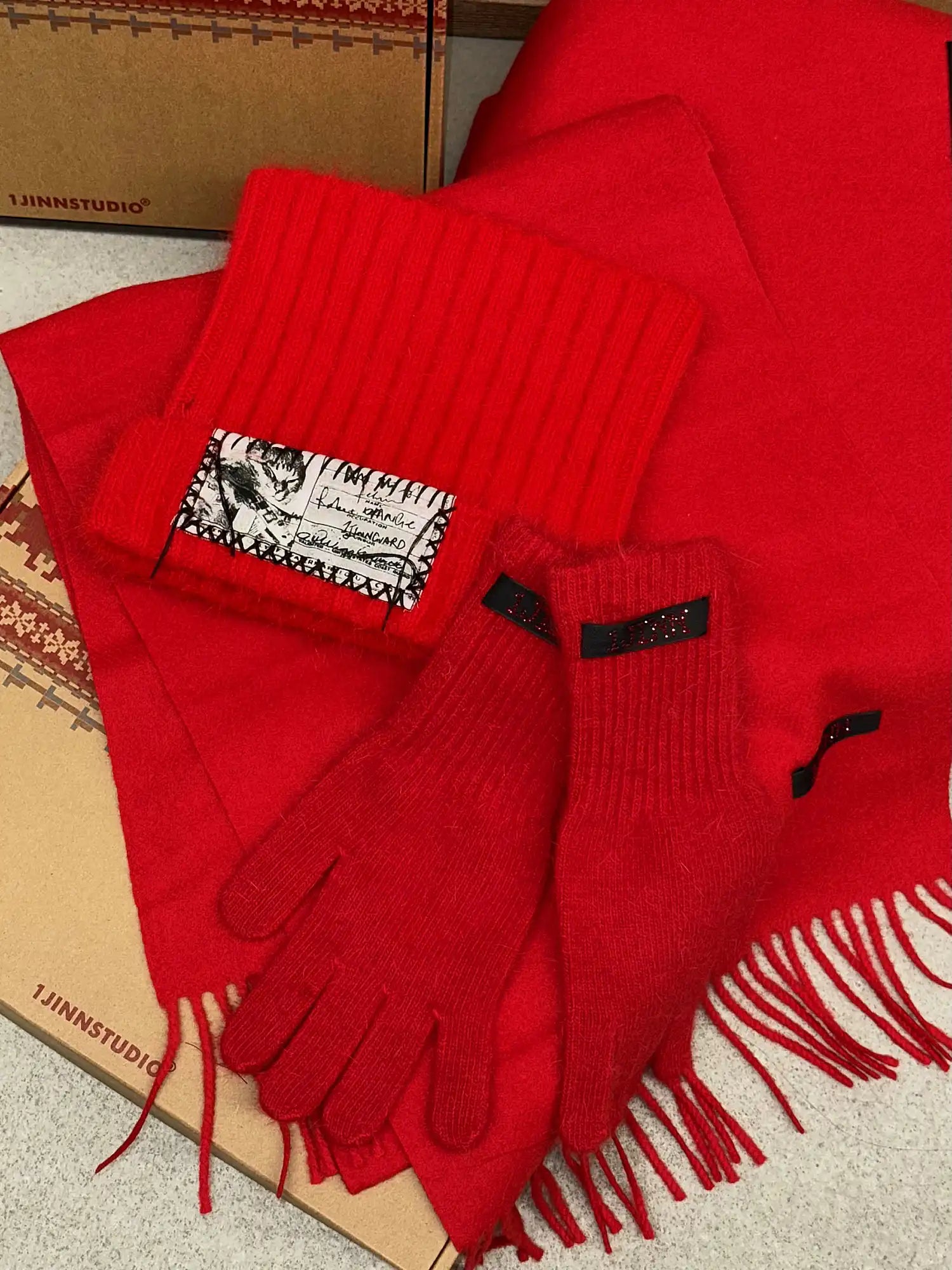 "HORSE LUCKY" CHRISTMAS GIFT BOXES