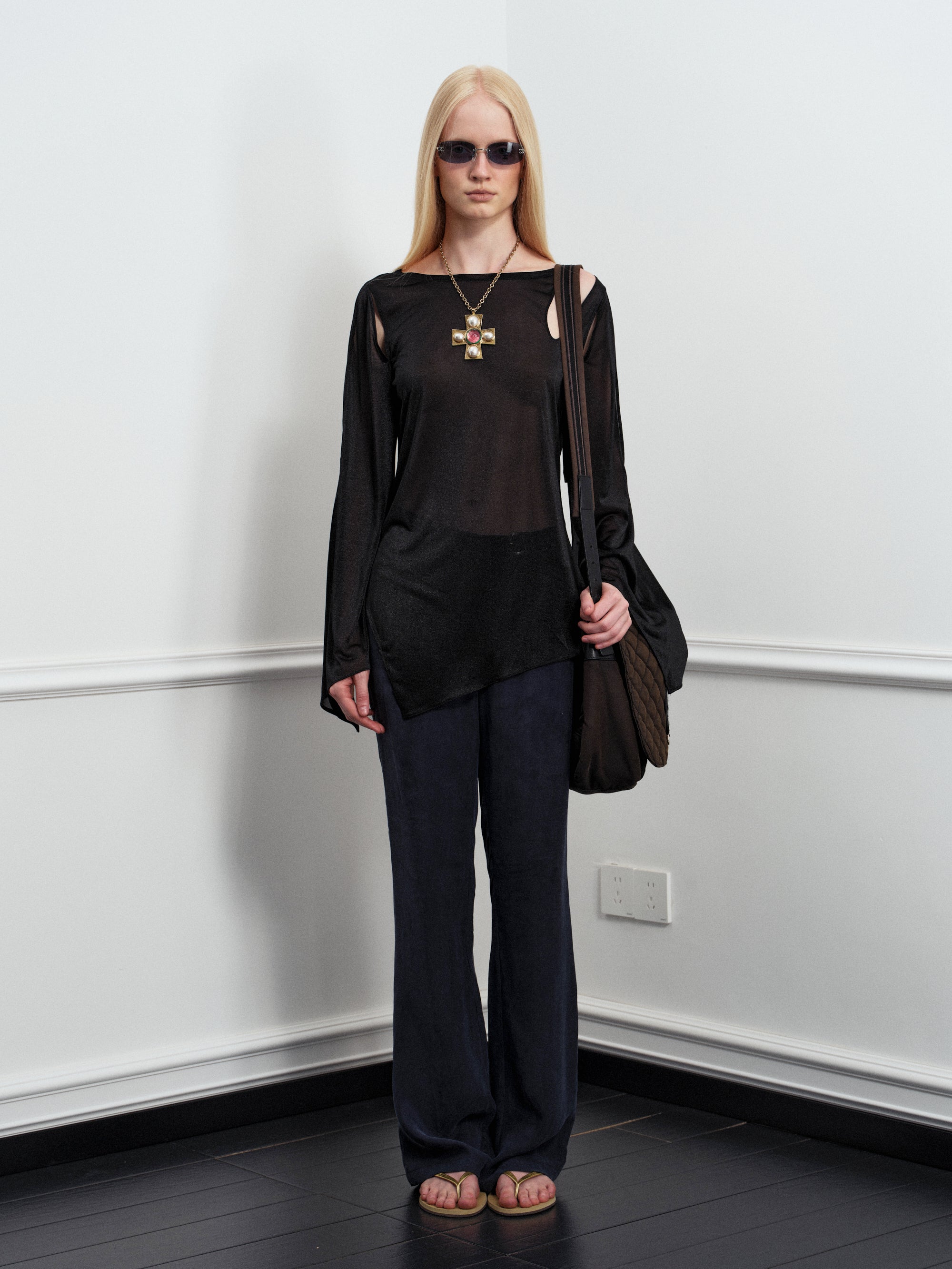 Obsidian Veil top