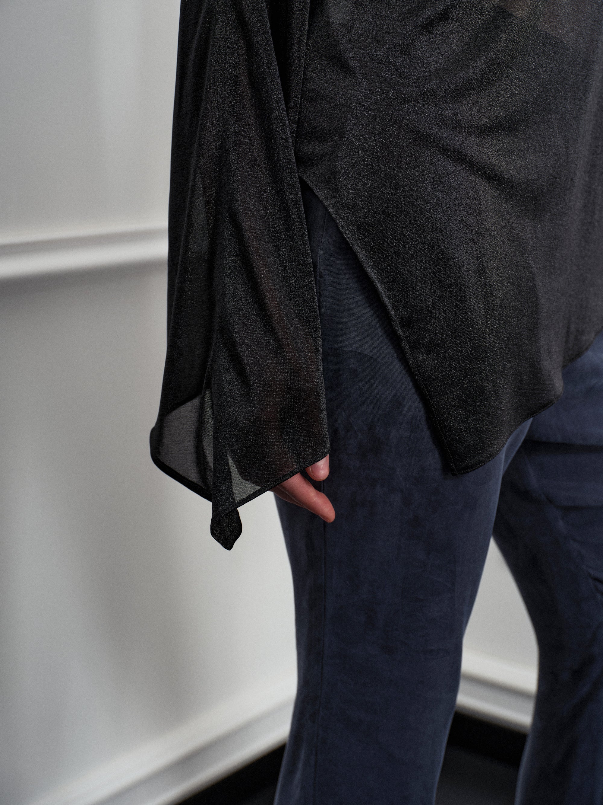 Obsidian Veil top