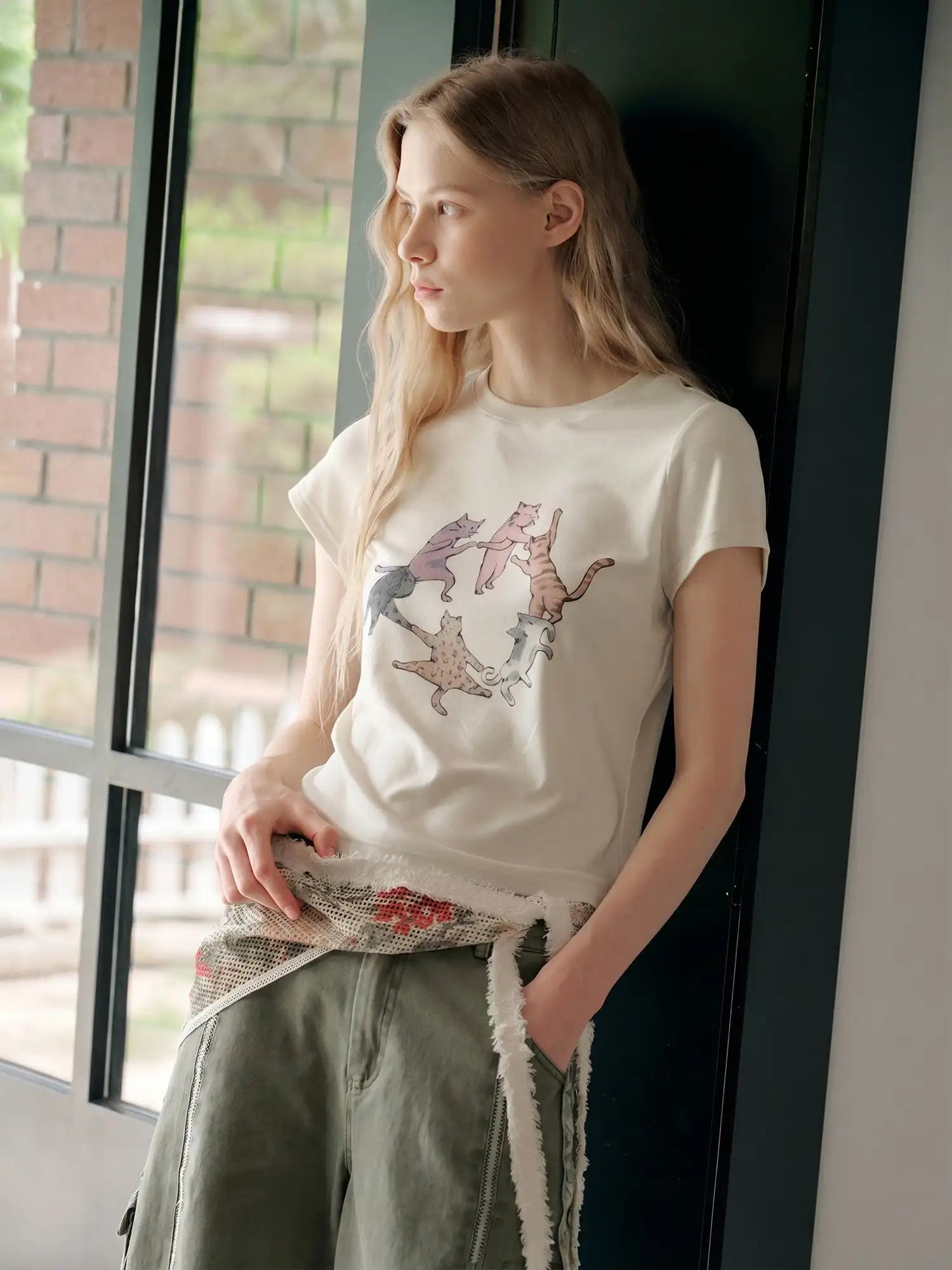 Dancing Cat Cotton Jersey Short Sleeves Crop Top