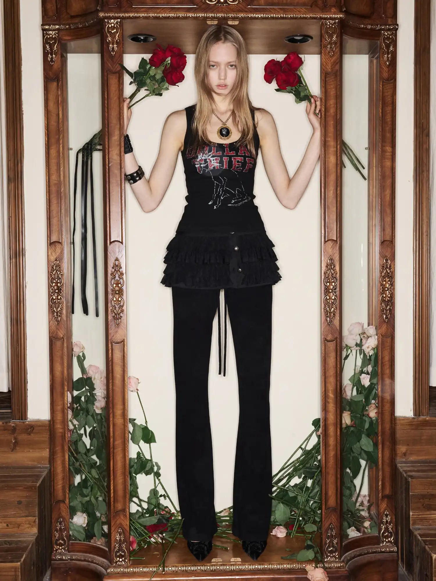 1Jinn Studio 2000s Y2K fitted U Neck Studded Tank Top | Canton Collective