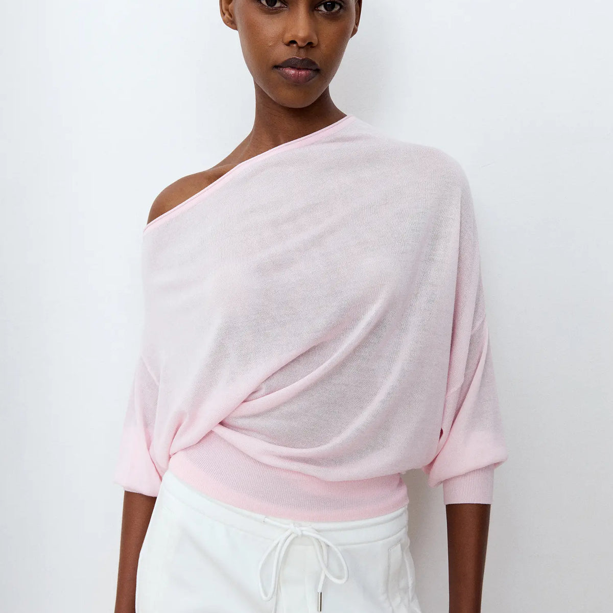 Canton_Collective_Asymmetric_S