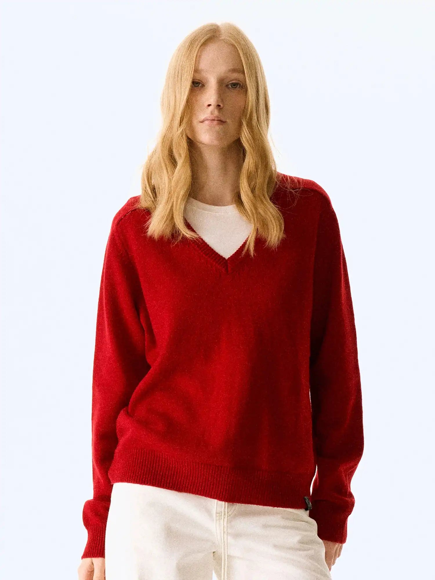 FIRST FLOOR Basolan Wool V-Neck Sweater | Canton Collective