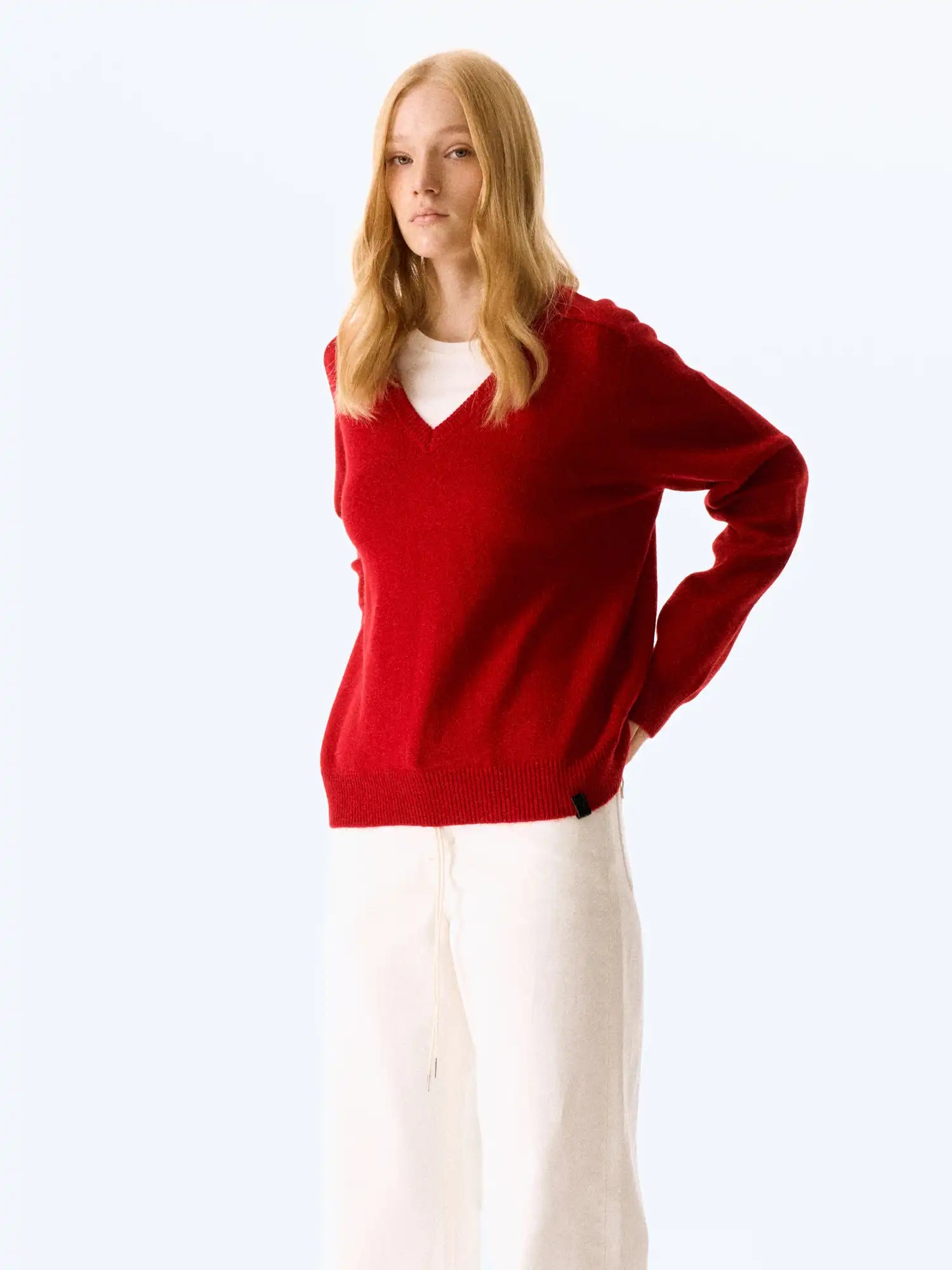 FIRST FLOOR Basolan Wool V-Neck Sweater | Canton Collective