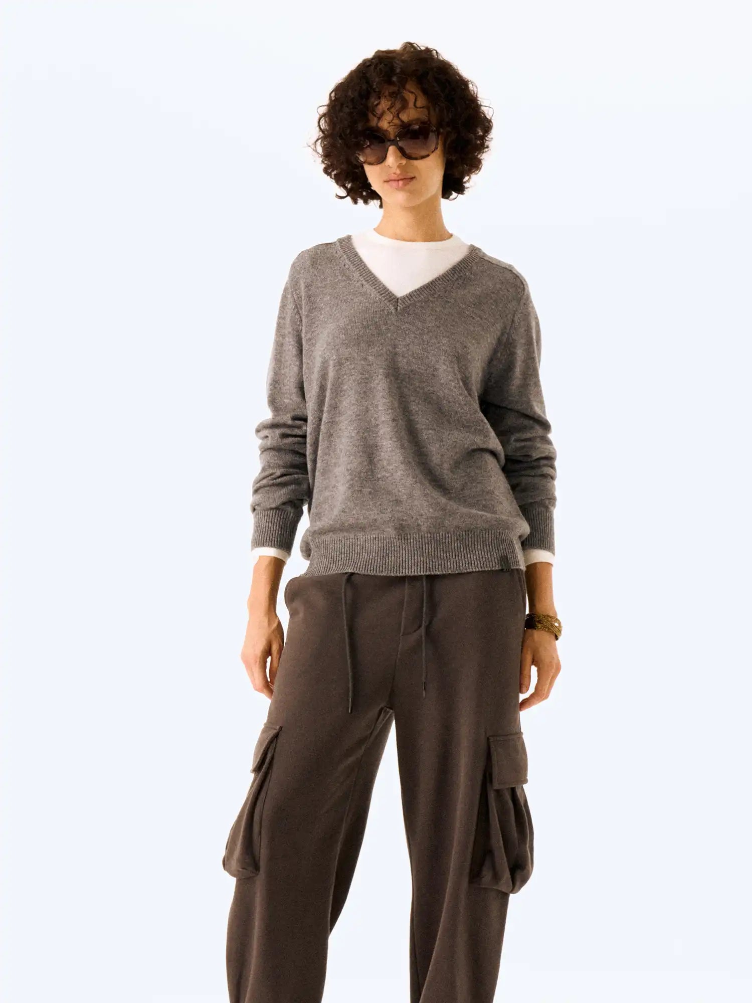 FIRST FLOOR Basolan Wool V-Neck Sweater | Canton Collective