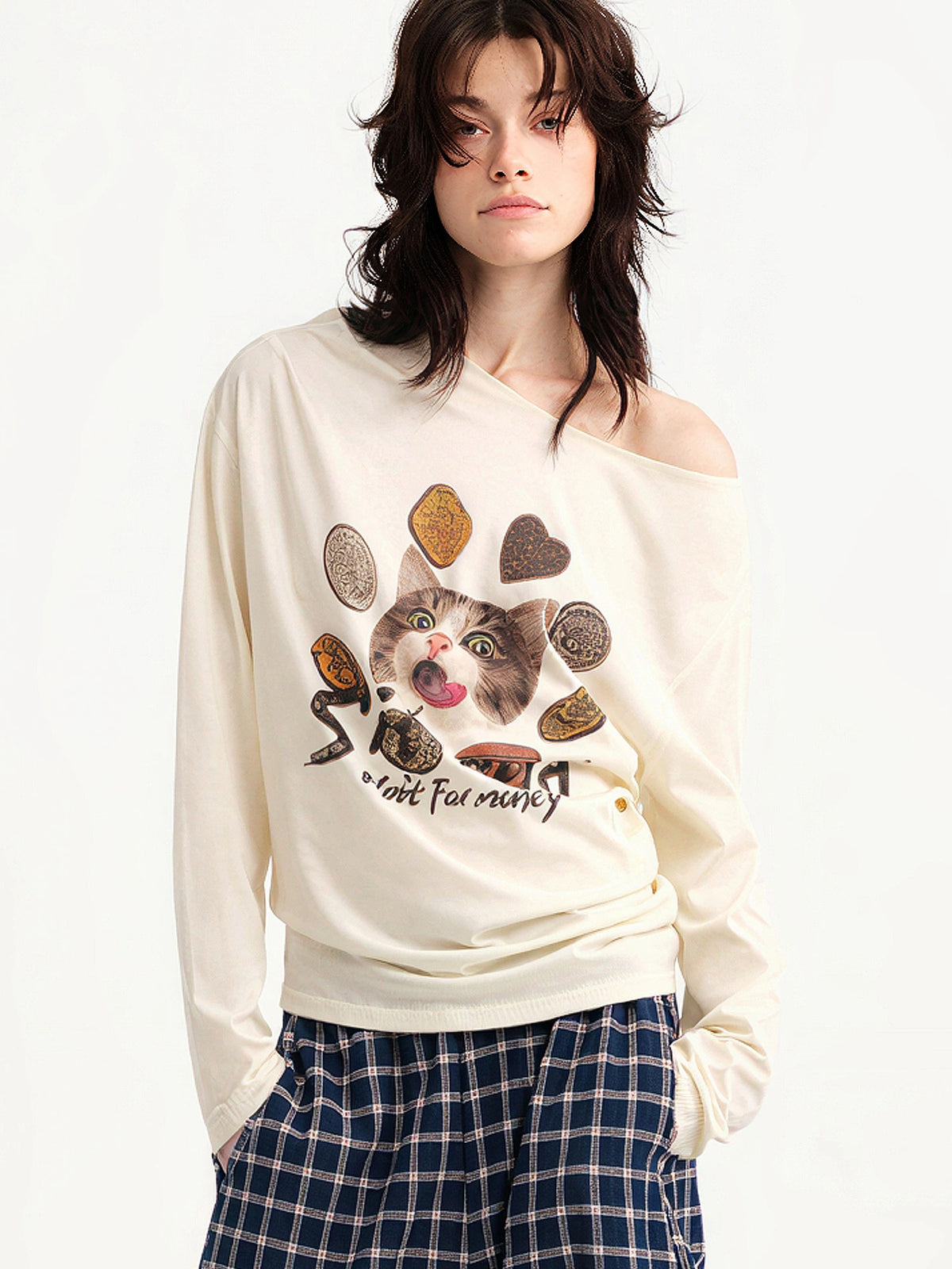 Outtheblue Boat Neck Cat Graphic Long Sleeve Tee | Canton Collective