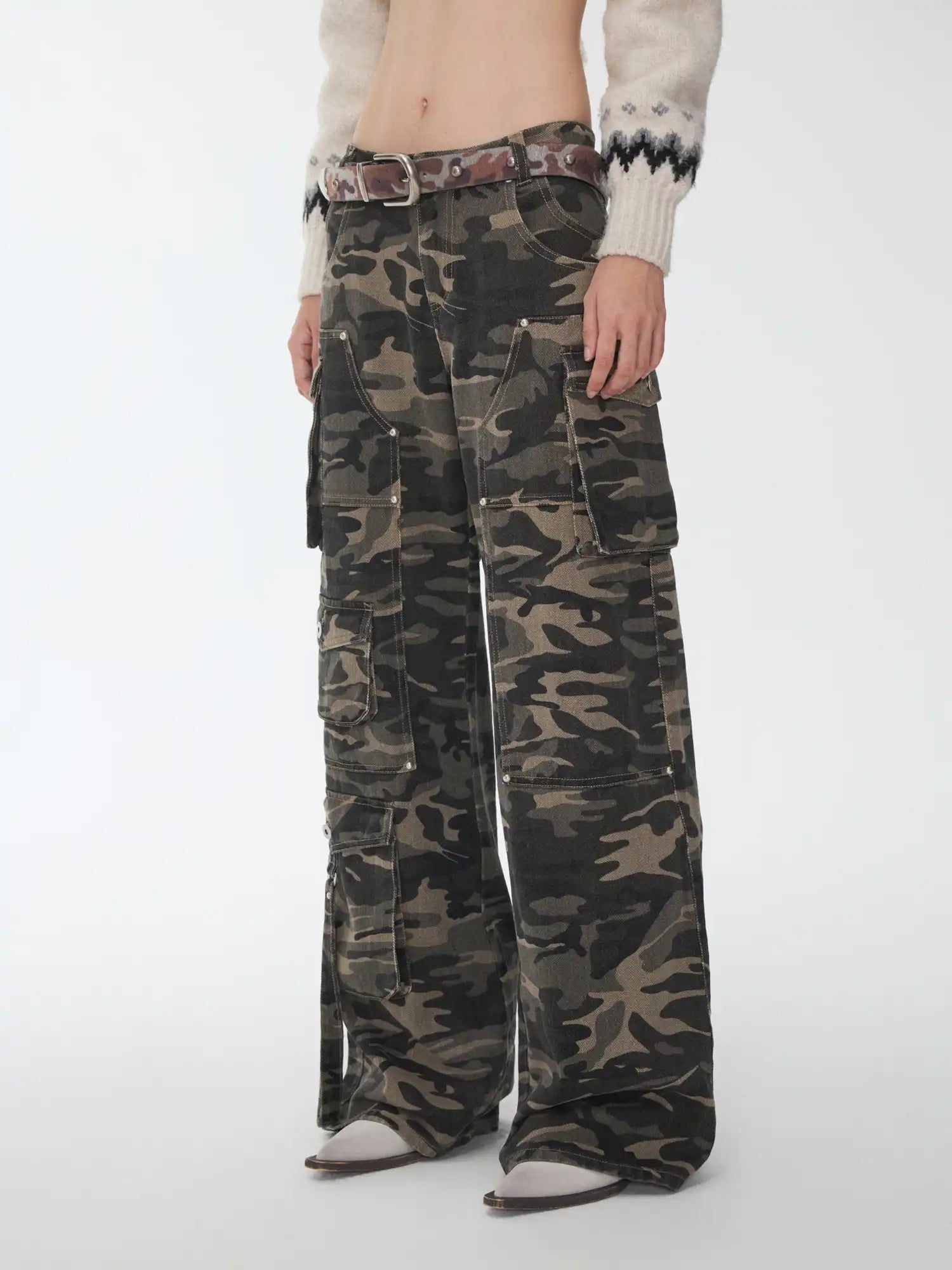 1Jinn Studio Camo Cargo Pants | Canton Collective