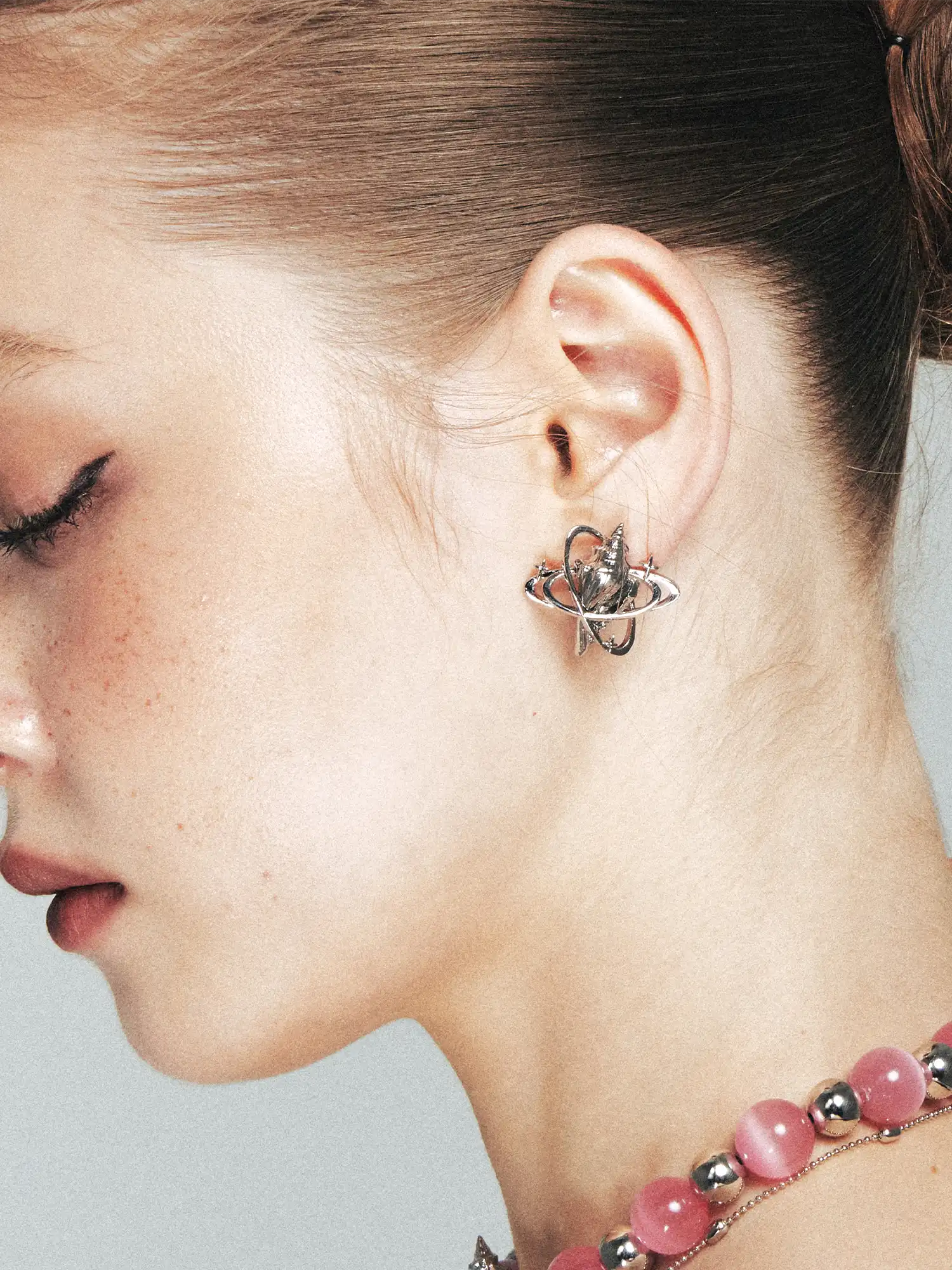 1Jinn M2M Contemporary Shell Star Studs | Canton Collective