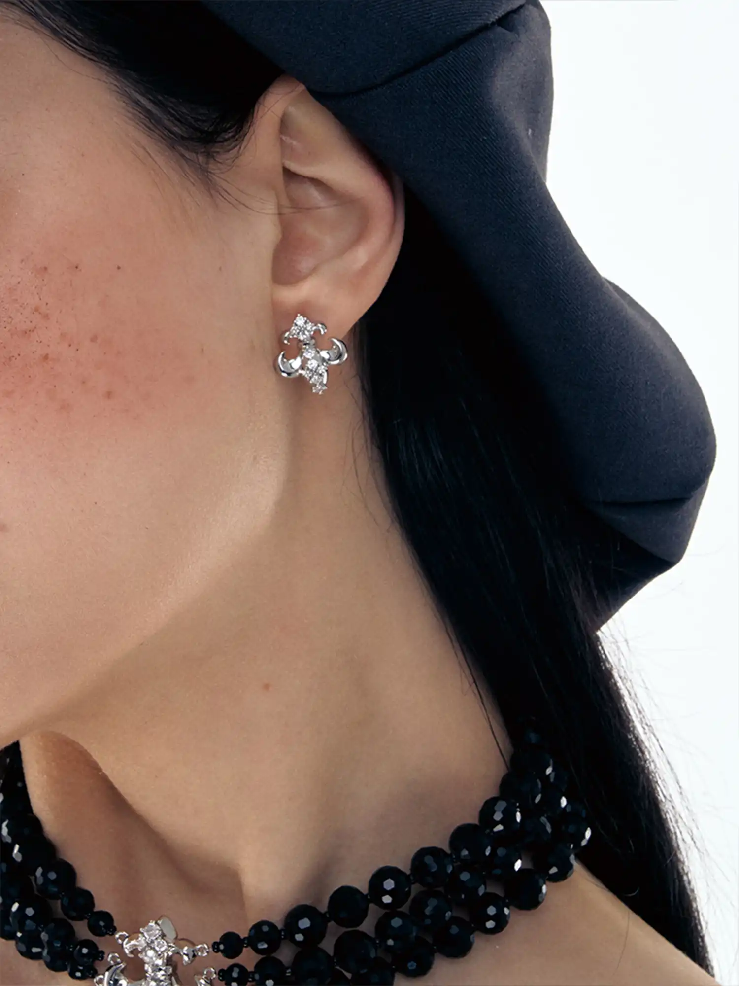 1Jinn M2M Crystal Bloom Stud Earrings | Canton Collective