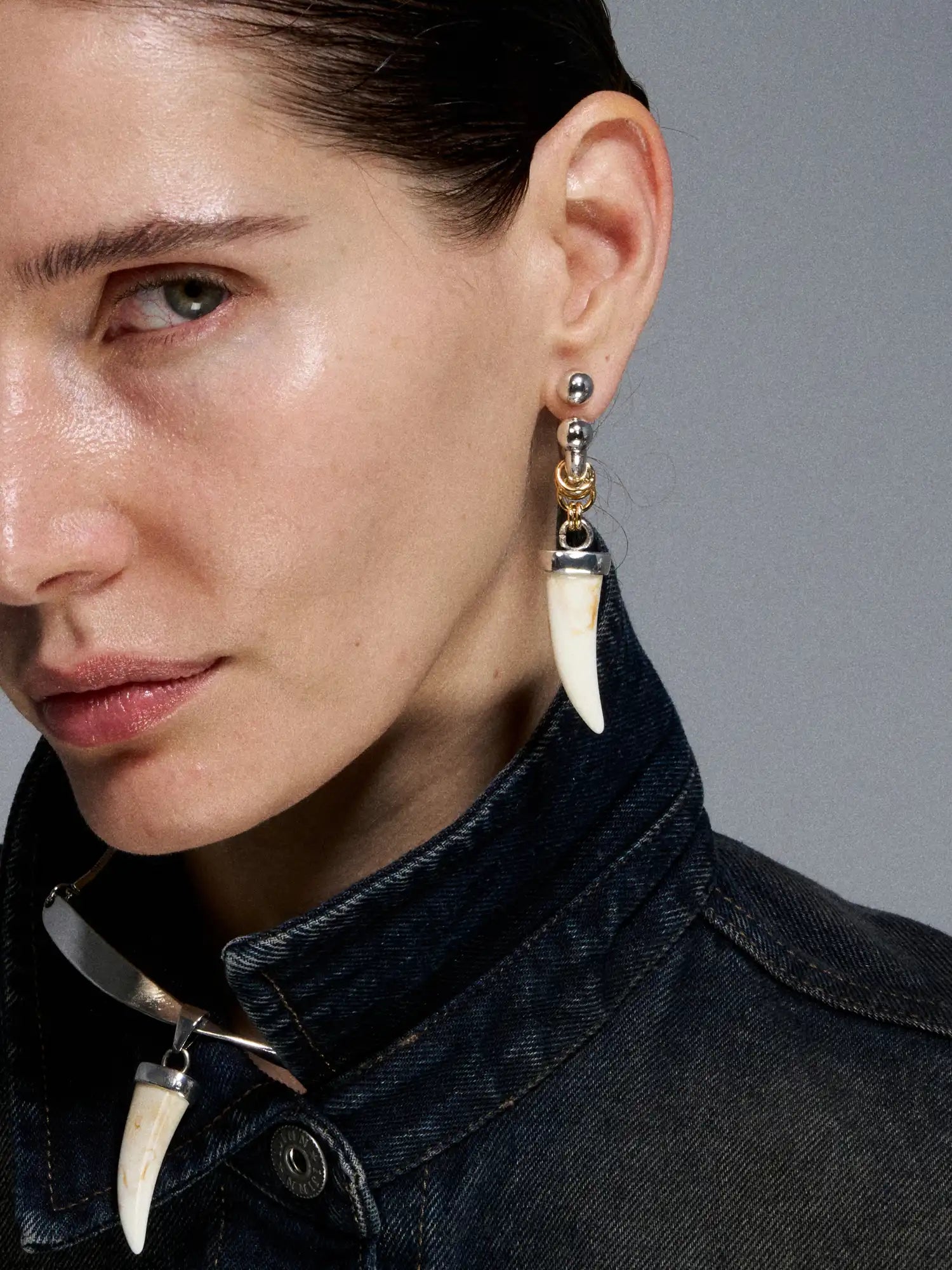 1Jinn M2M Distressed Bone Horn Earrings | Canton Collective