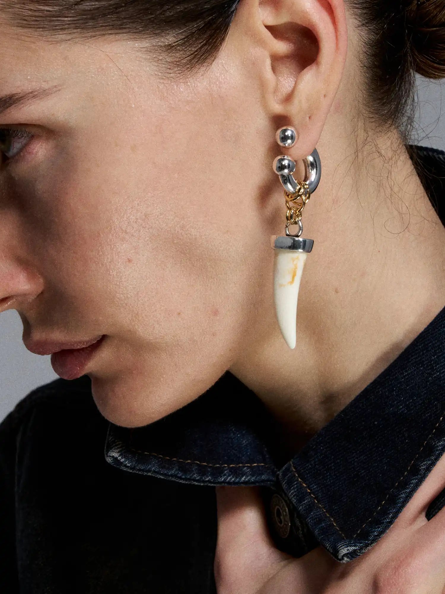 1Jinn M2M Distressed Bone Horn Earrings | Canton Collective